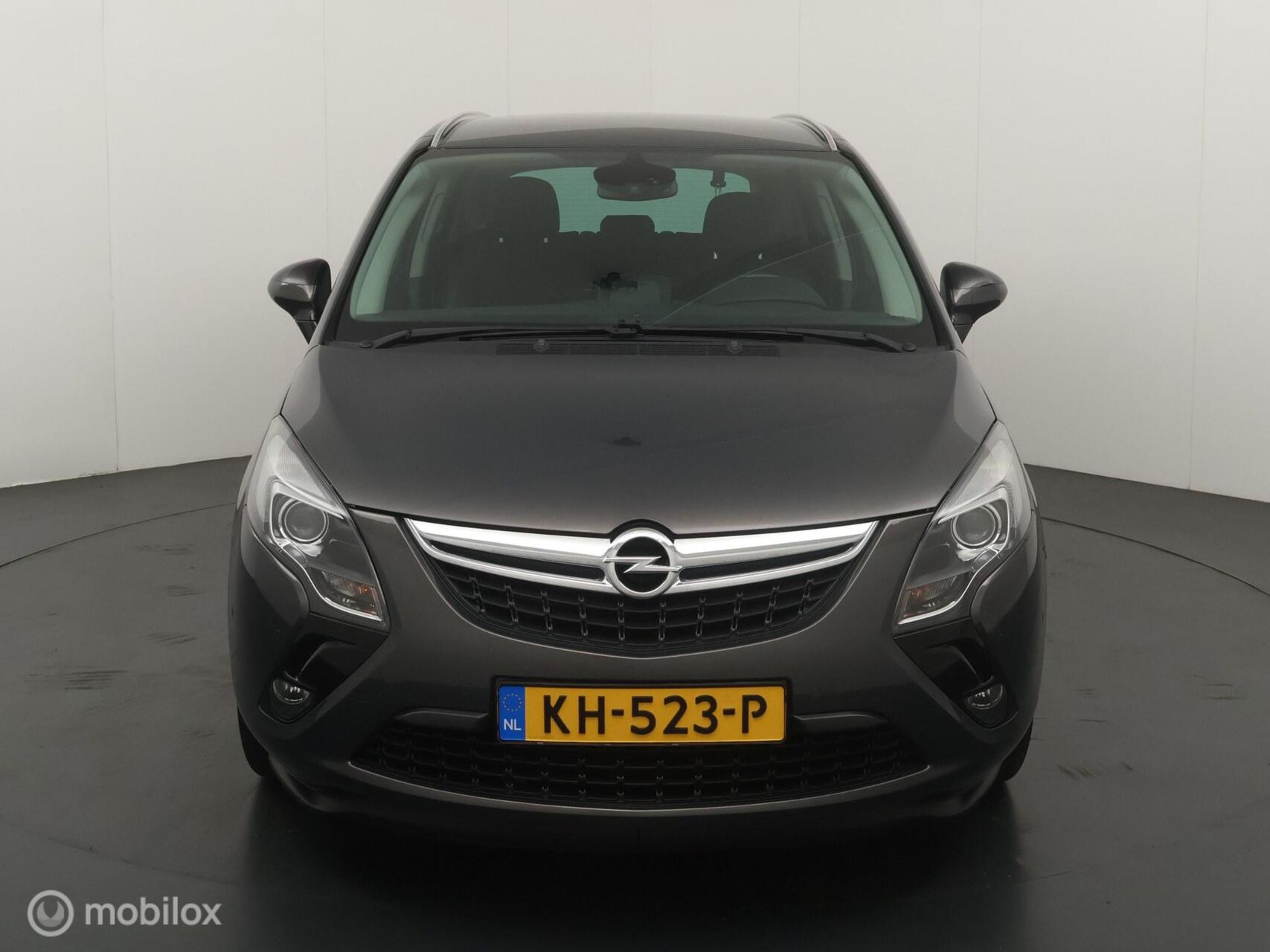 Foto van Opel Zafira Tourer