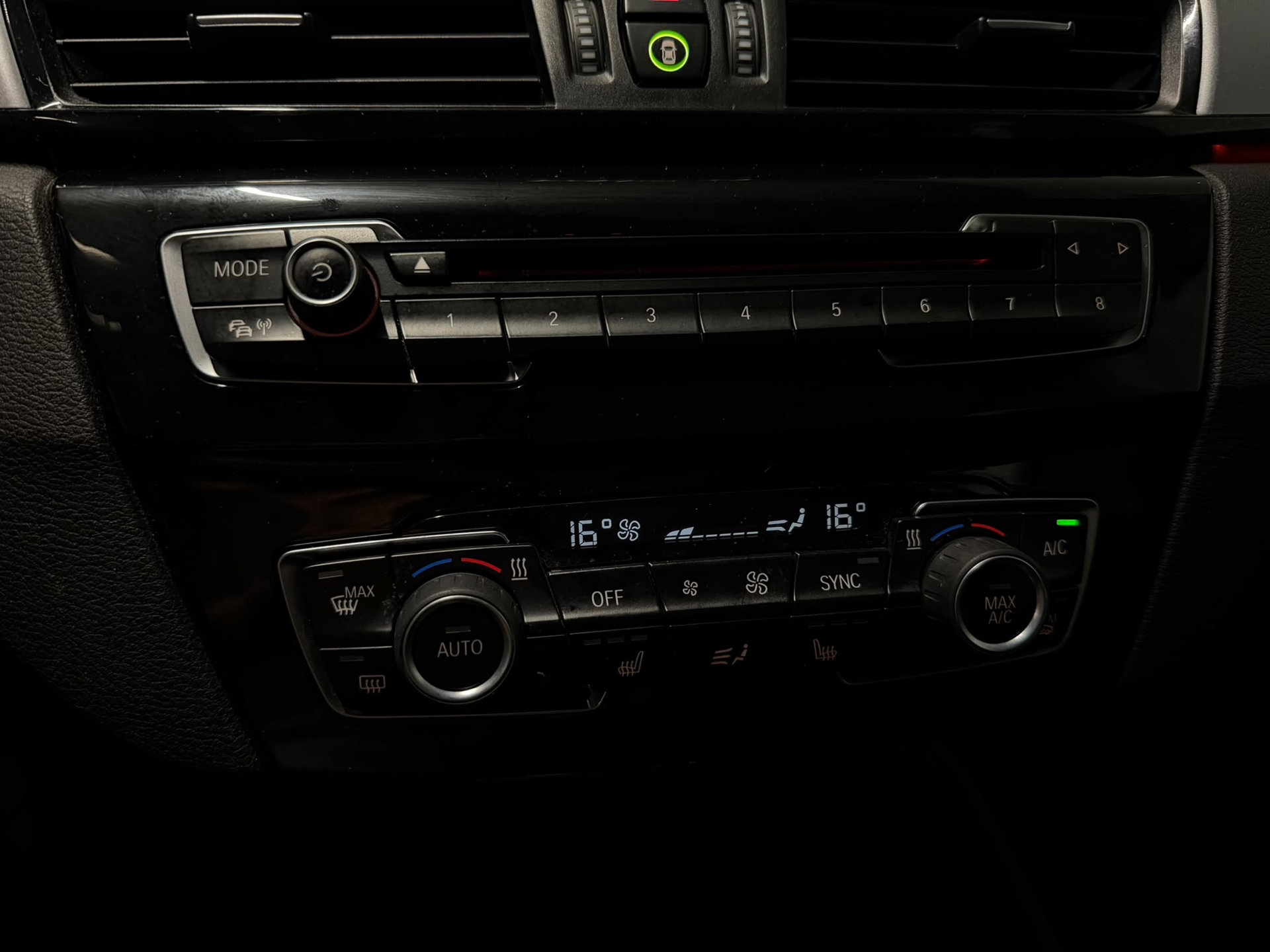 Foto van BMW X1 Sdrive20i