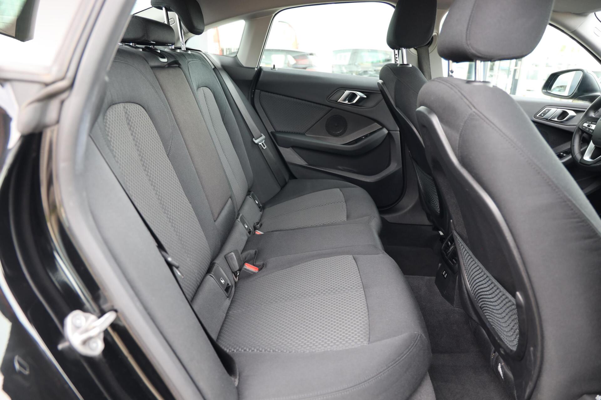 Foto van BMW 218i