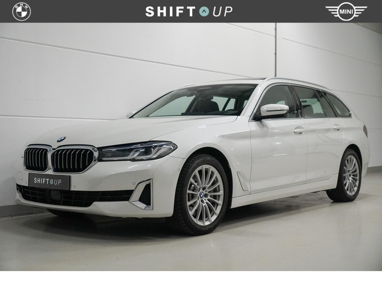 BMW 530i 530i 2021 - voorkant