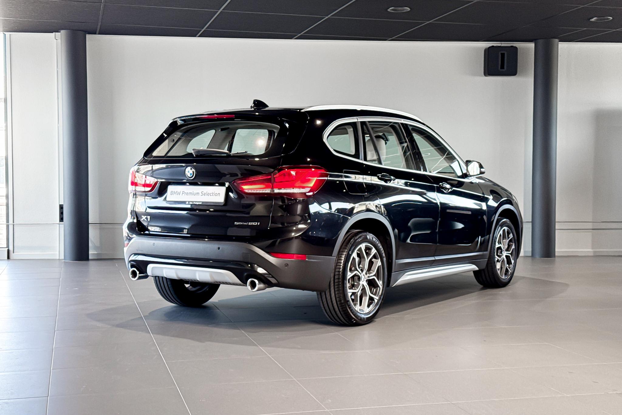 Foto van BMW X1 Sdrive20i