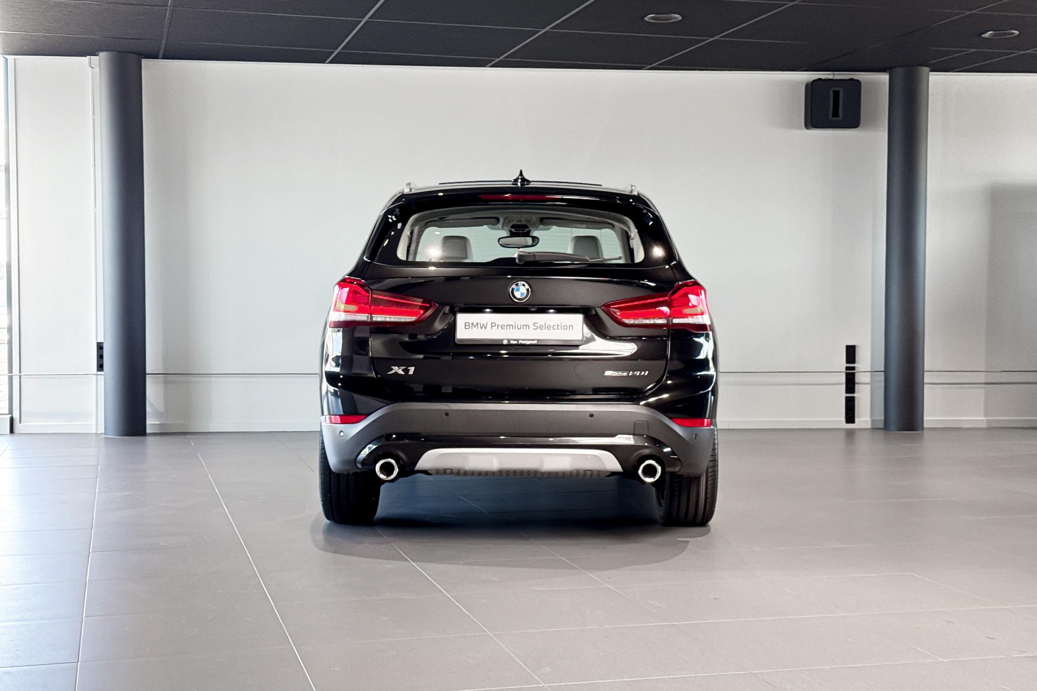 Foto van BMW X1 Sdrive20i