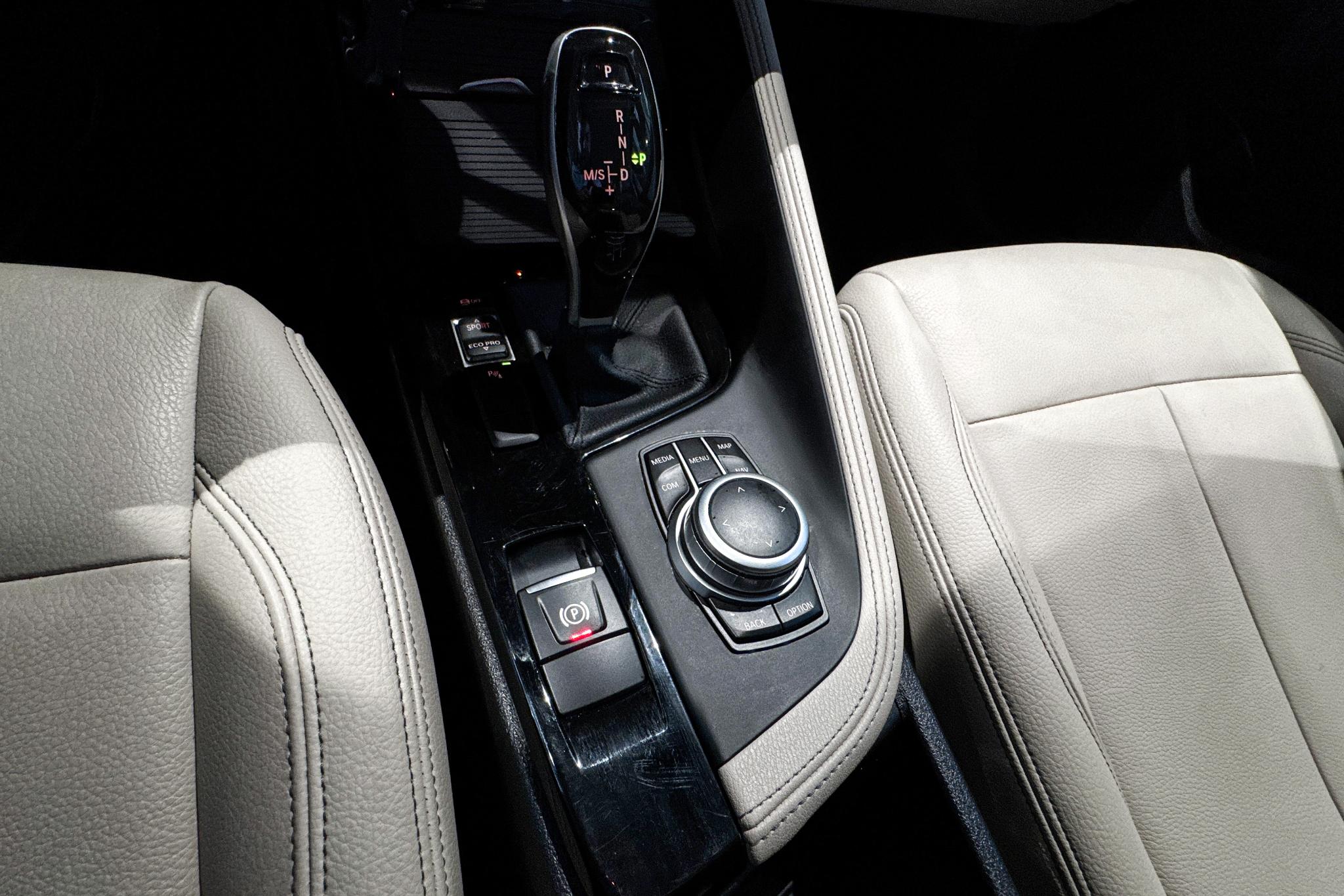 Foto van BMW X1 Sdrive20i