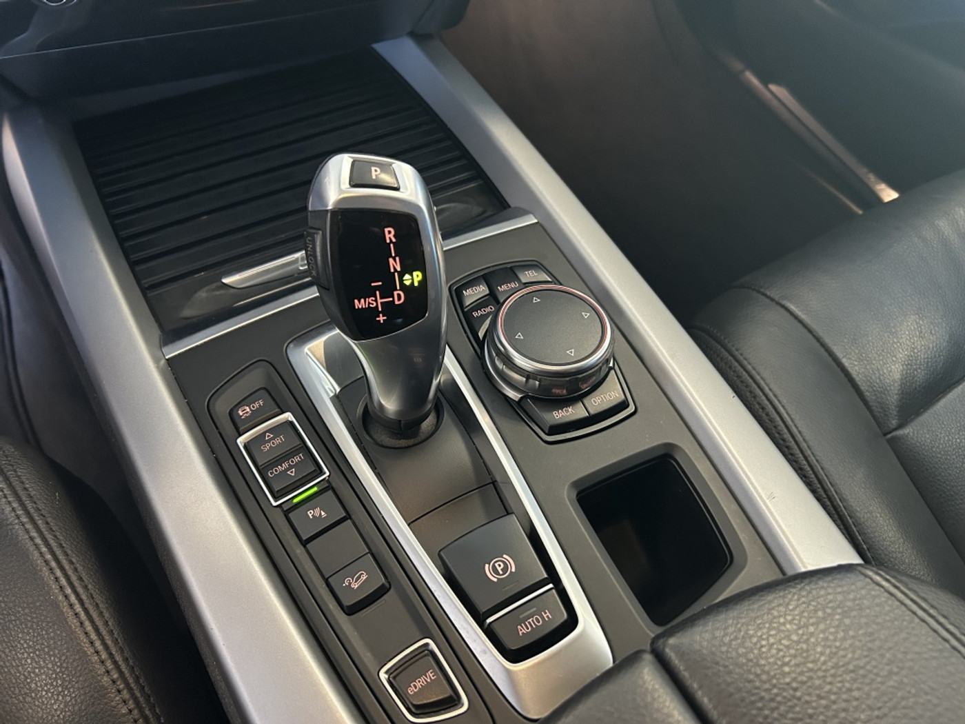 Foto van BMW X5 Xdrive40e
