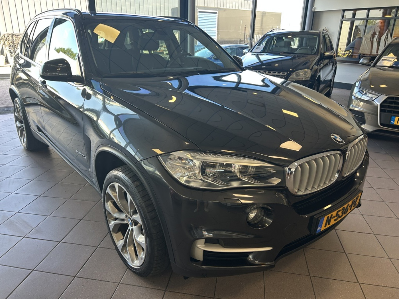Foto van BMW X5 Xdrive40e