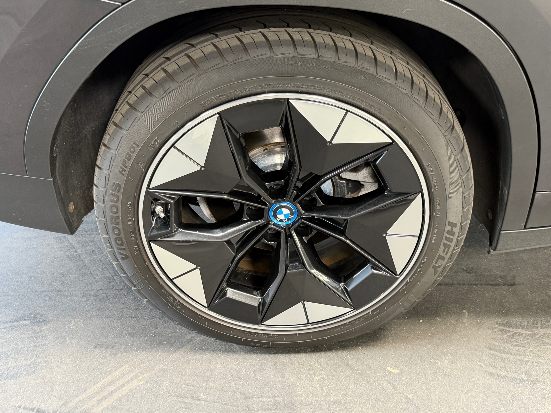 Foto van BMW Ix3