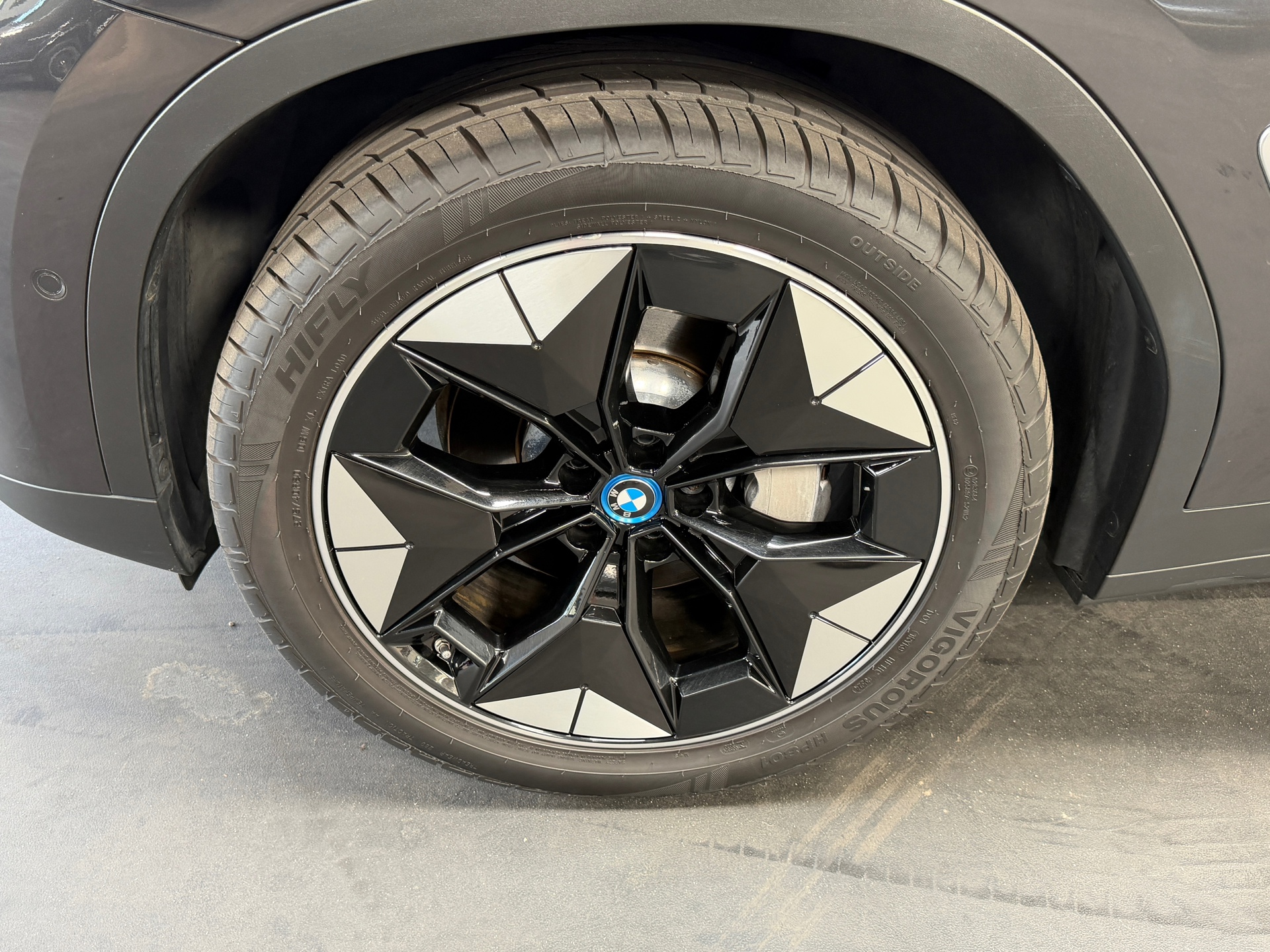 Foto van BMW Ix3