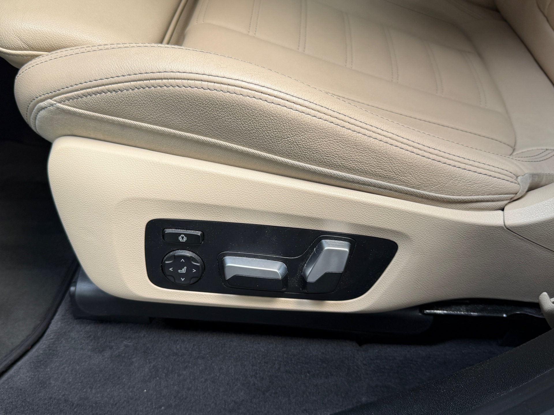 Foto van BMW Ix3