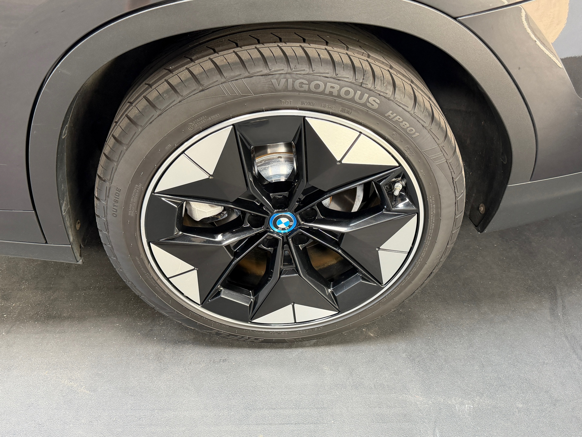 Foto van BMW Ix3