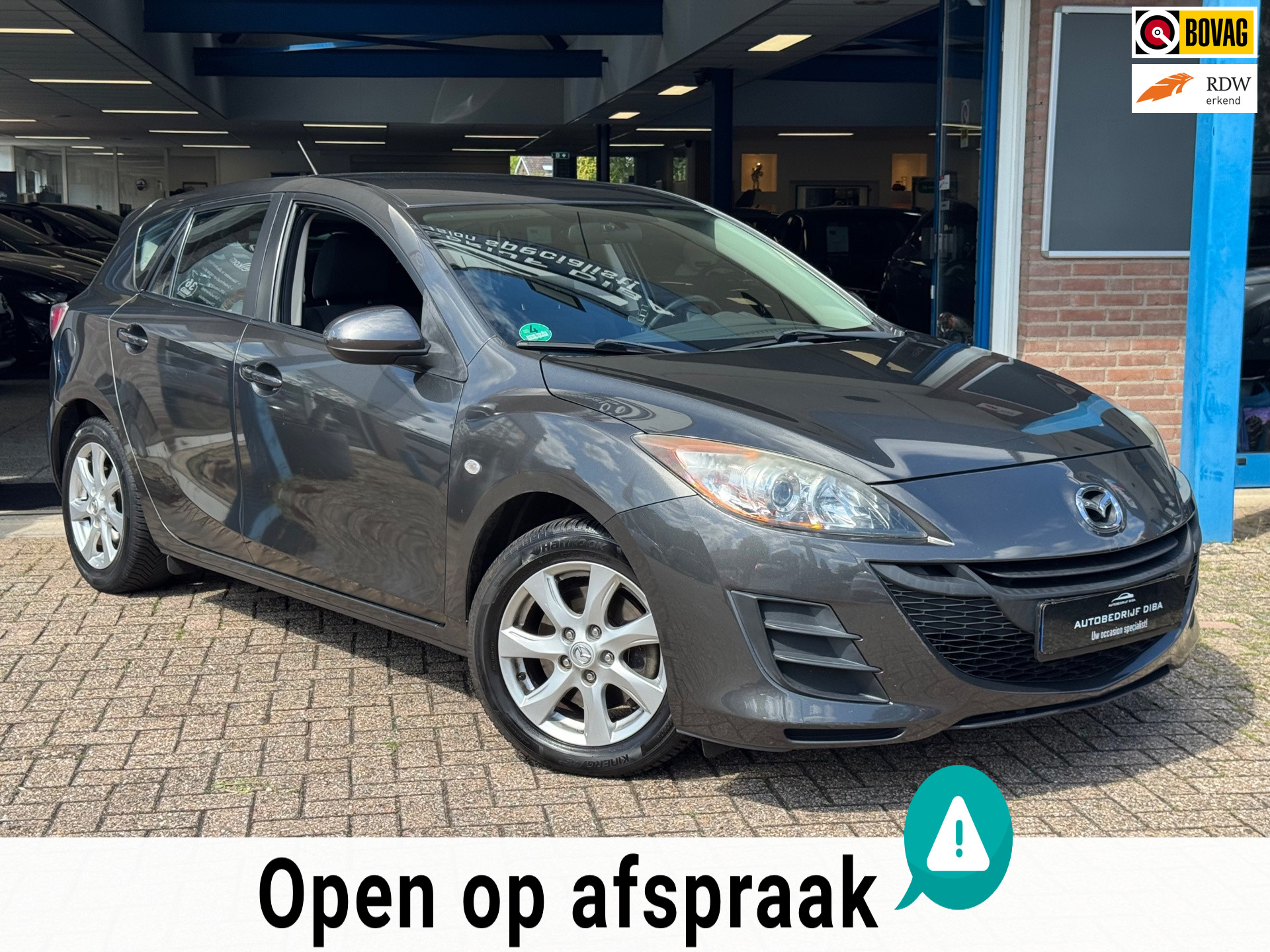 Mazda Mazda 3 2.0 Limited 2011 Zwart AUT CLIMA Trekh NAP! 2011 - voorkant