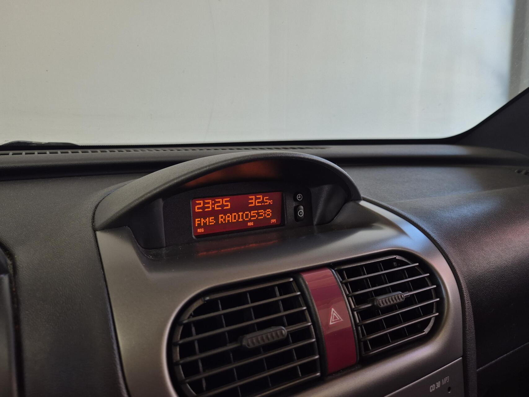 Foto van Opel Tigra