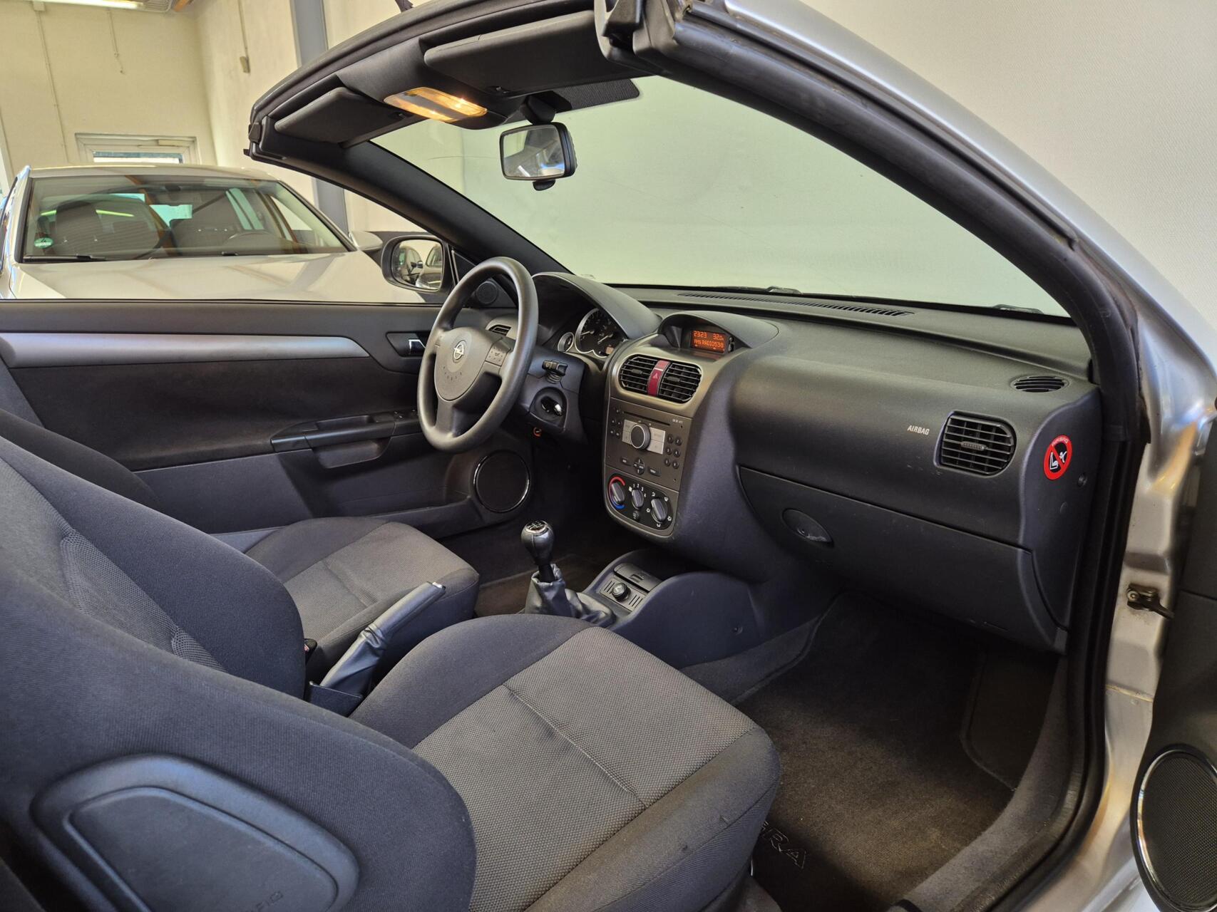Foto van Opel Tigra