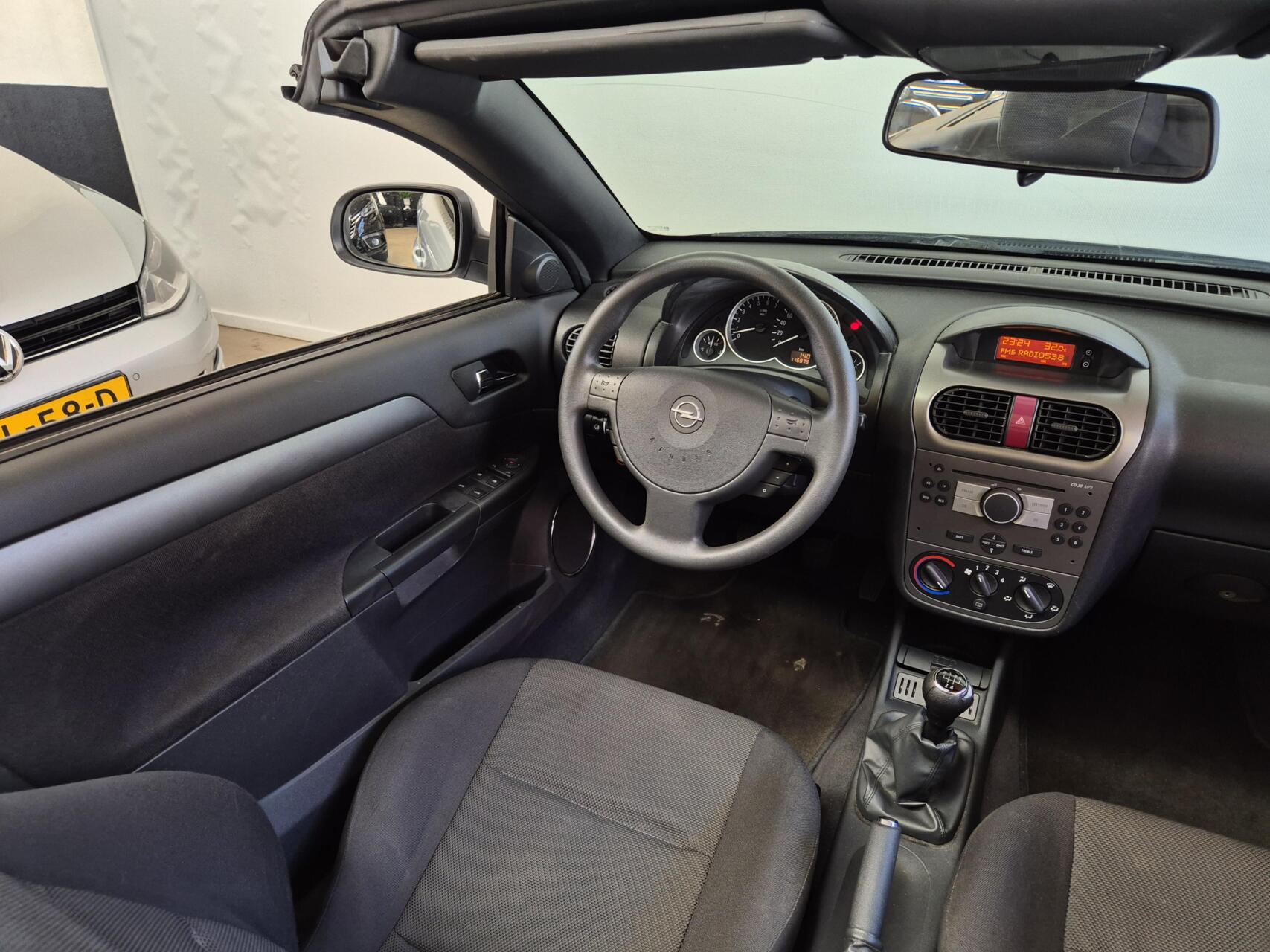 Foto van Opel Tigra