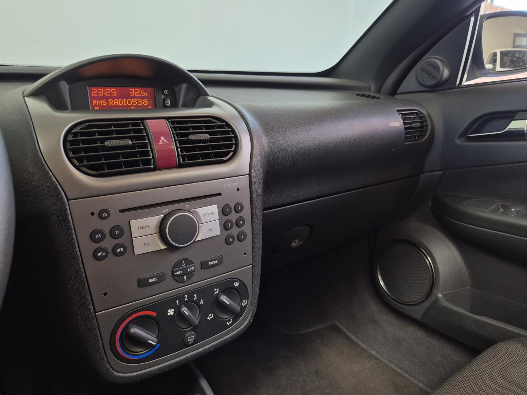 Foto van Opel Tigra
