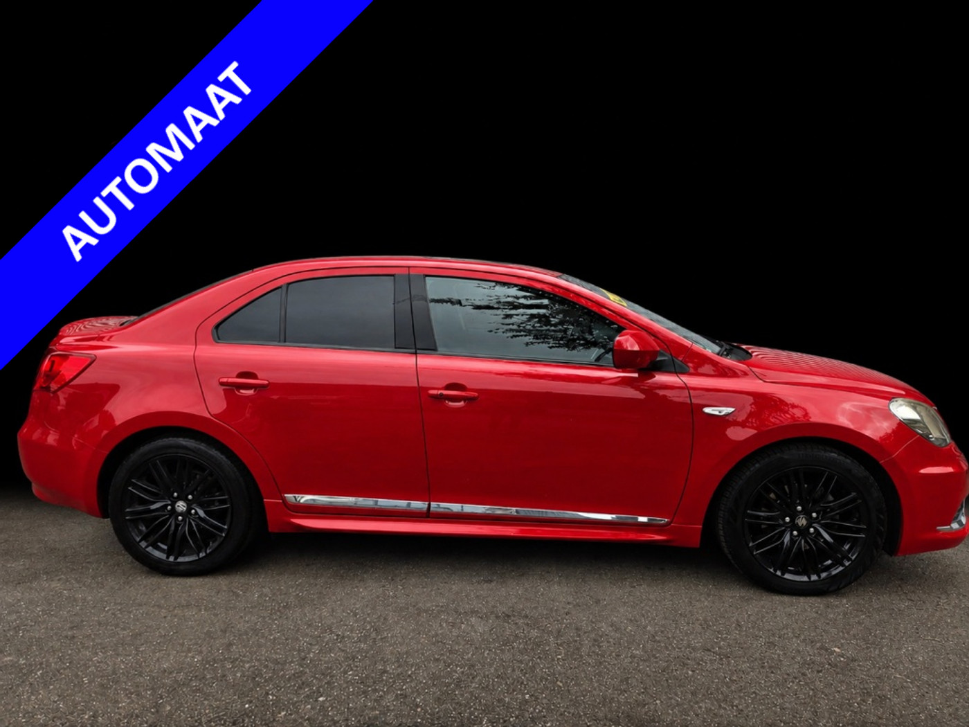 Suzuki Kizashi 2.4 Sport AWD /AUTOMAAT/ Trekhaak 2012 - voorkant