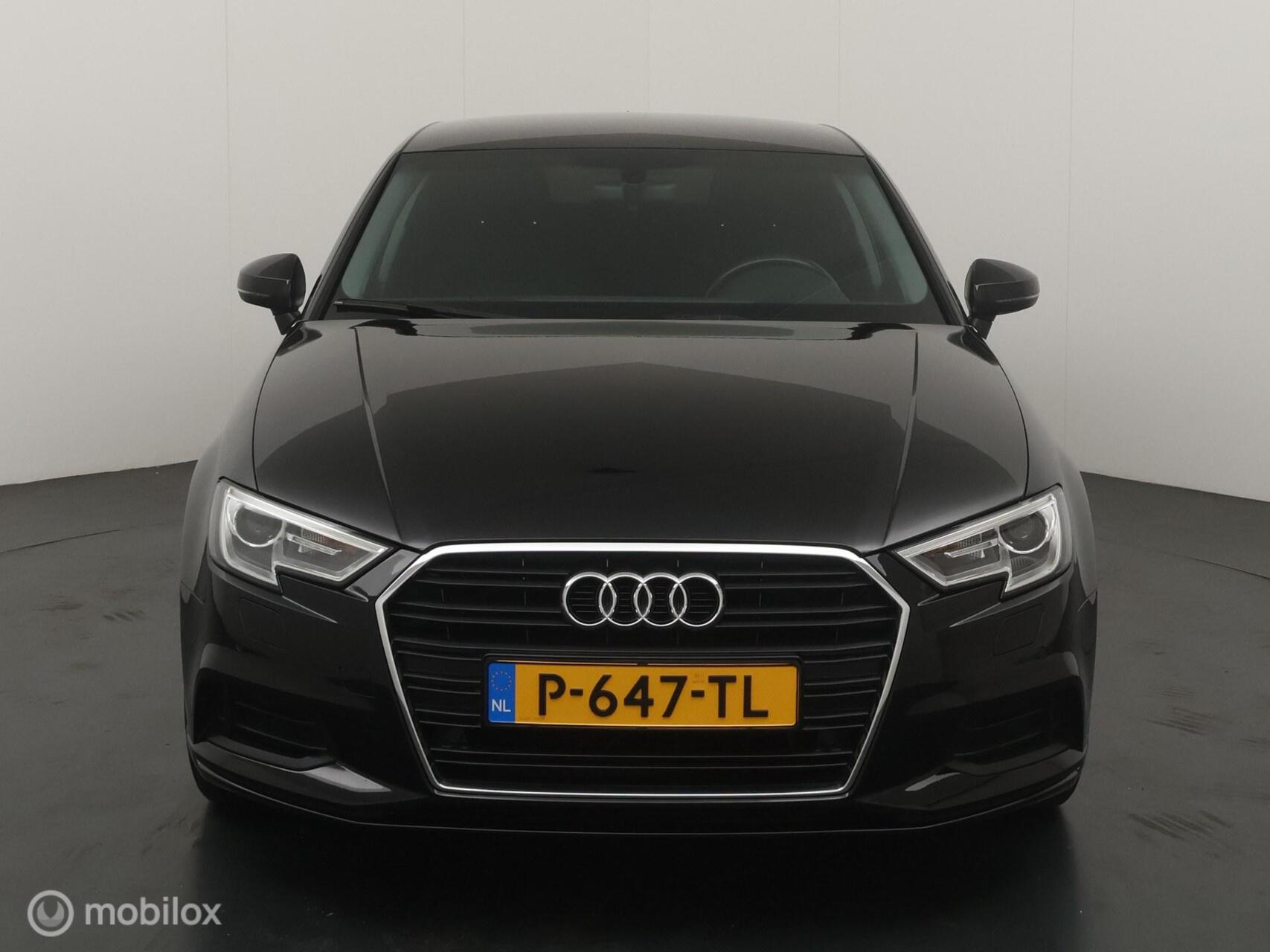 Foto van Audi A3 Limousine