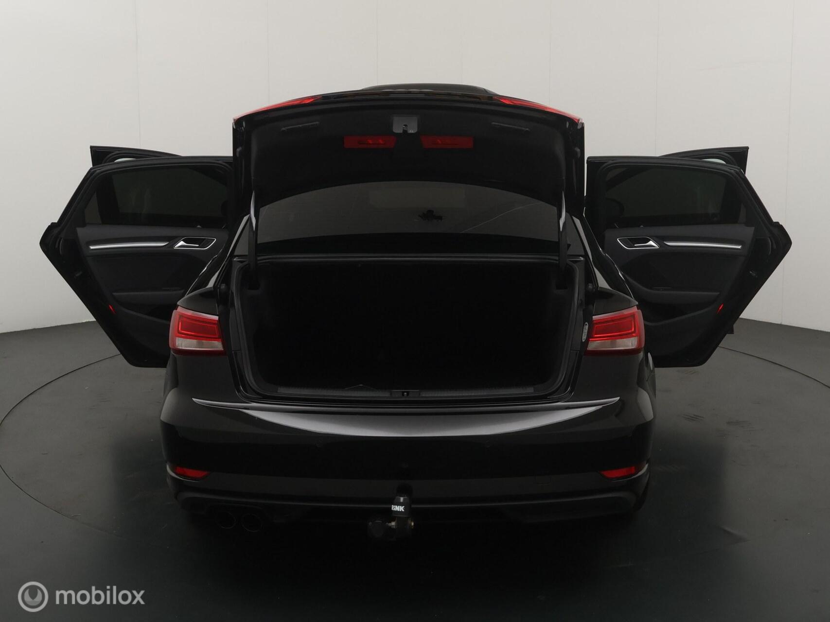 Foto van Audi A3 Limousine