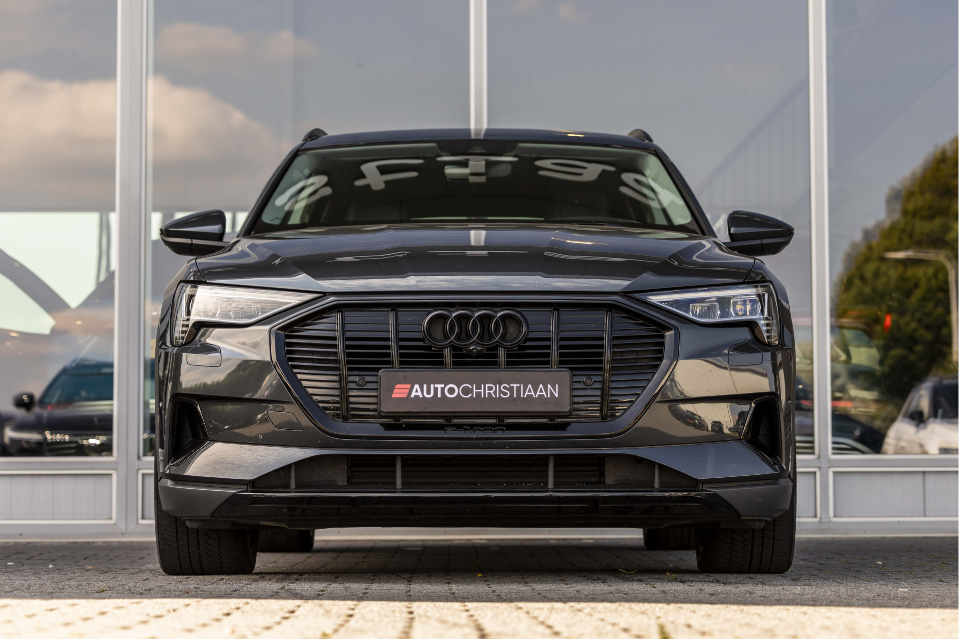 Foto van Audi E-tron 55
