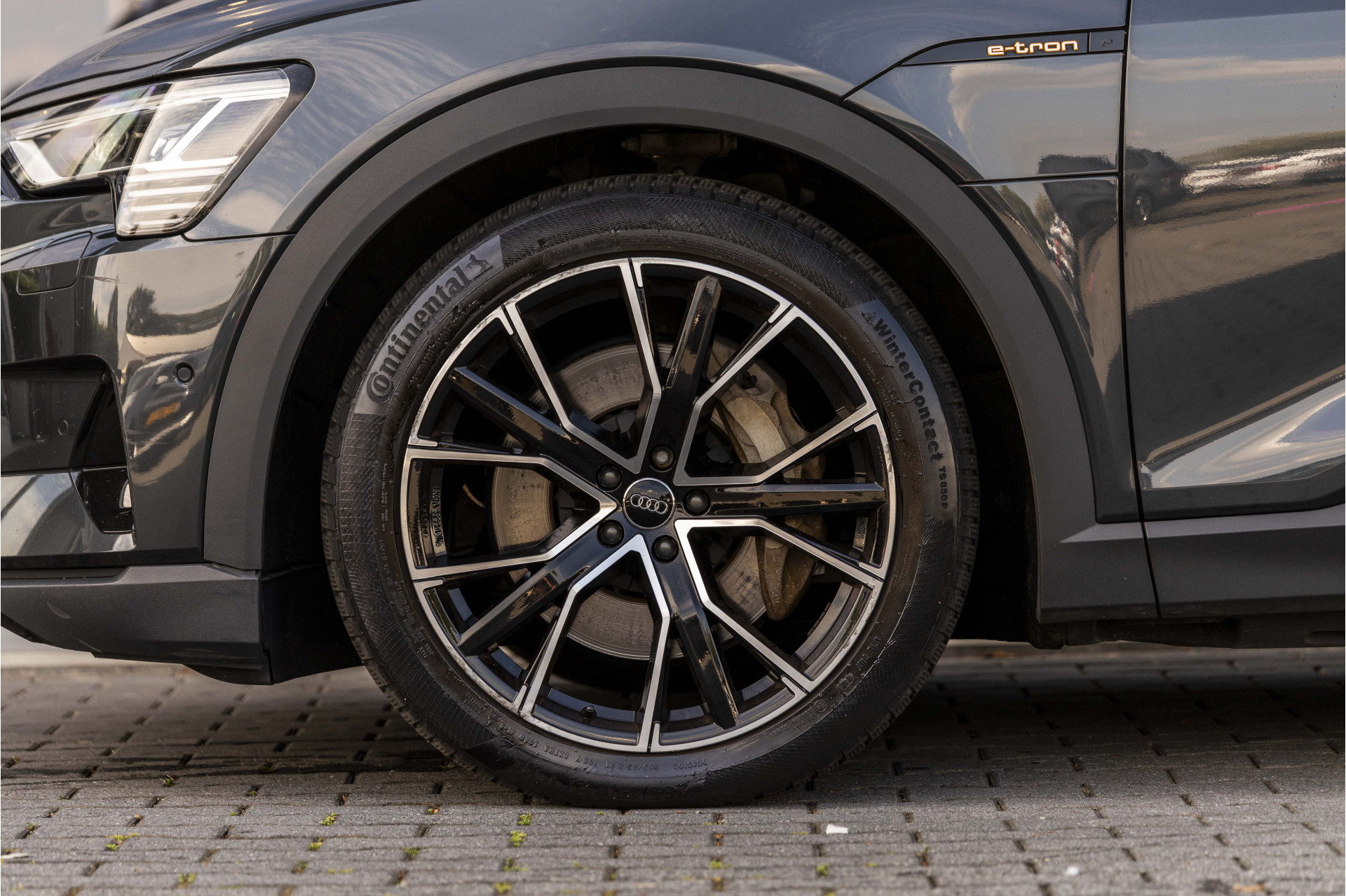 Foto van Audi E-tron 55