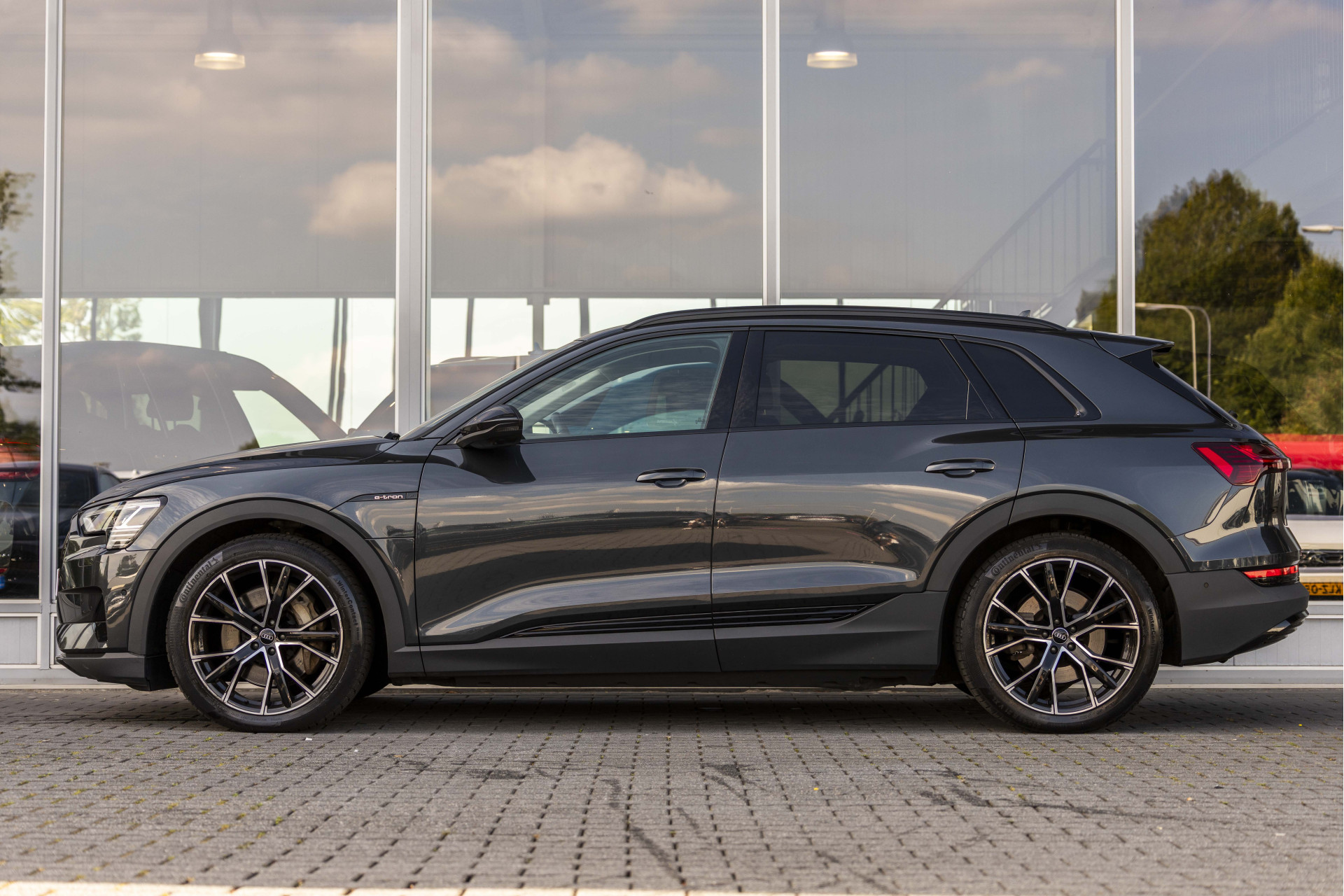 Foto van Audi E-tron 55