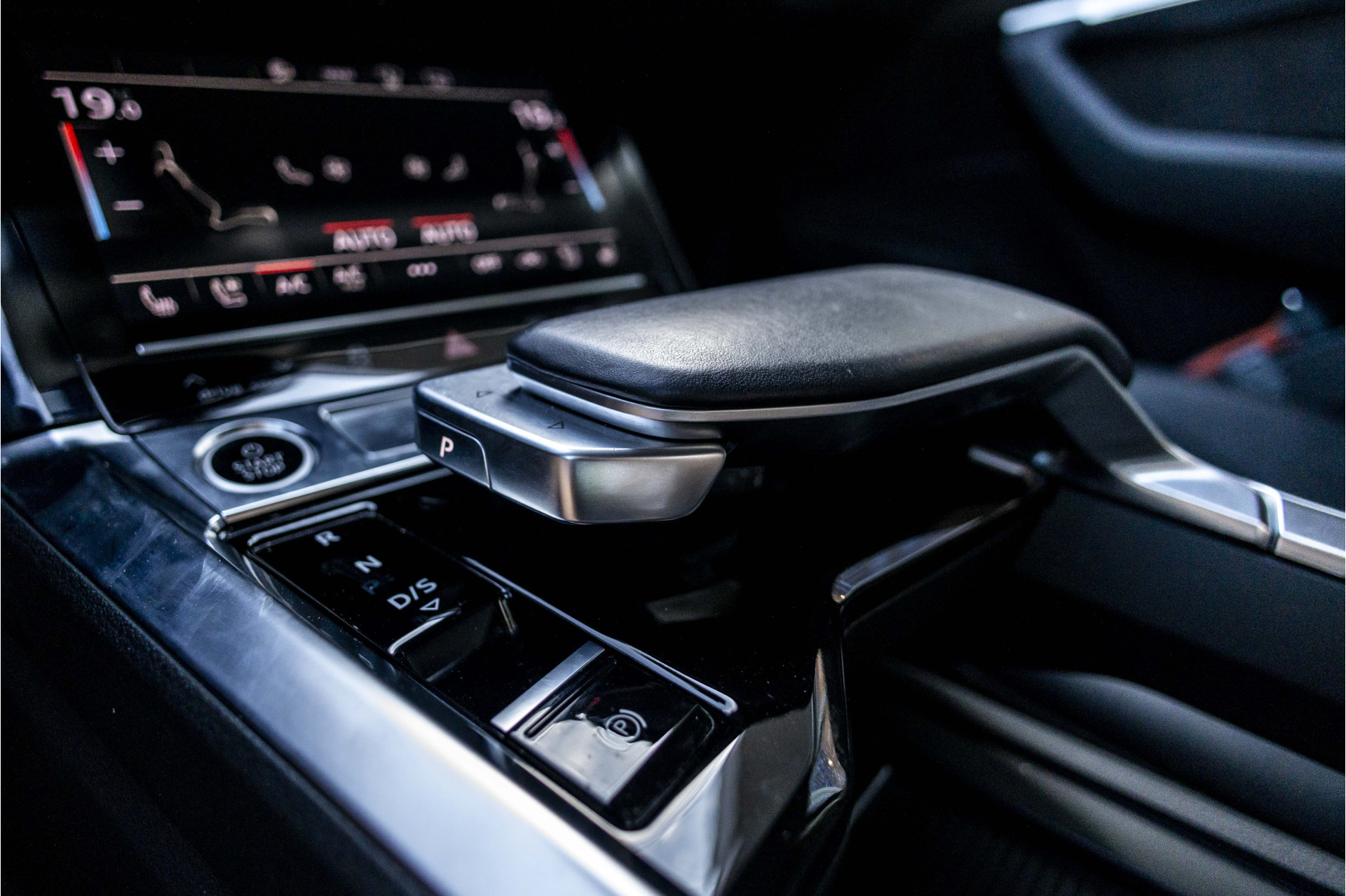 Foto van Audi E-tron 55