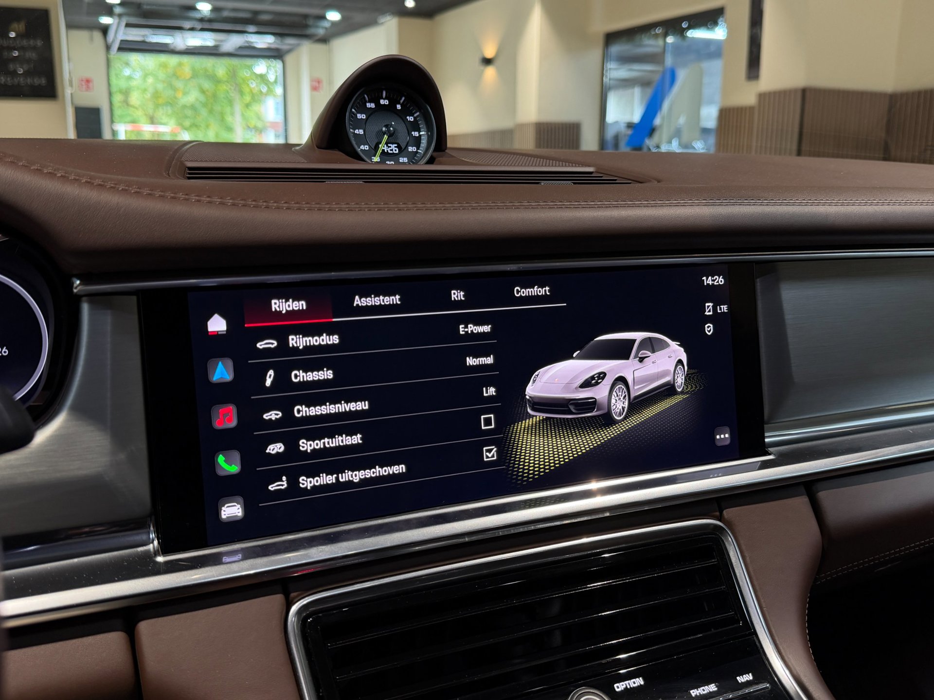 Foto van Porsche Panamera 4 E-hybrid