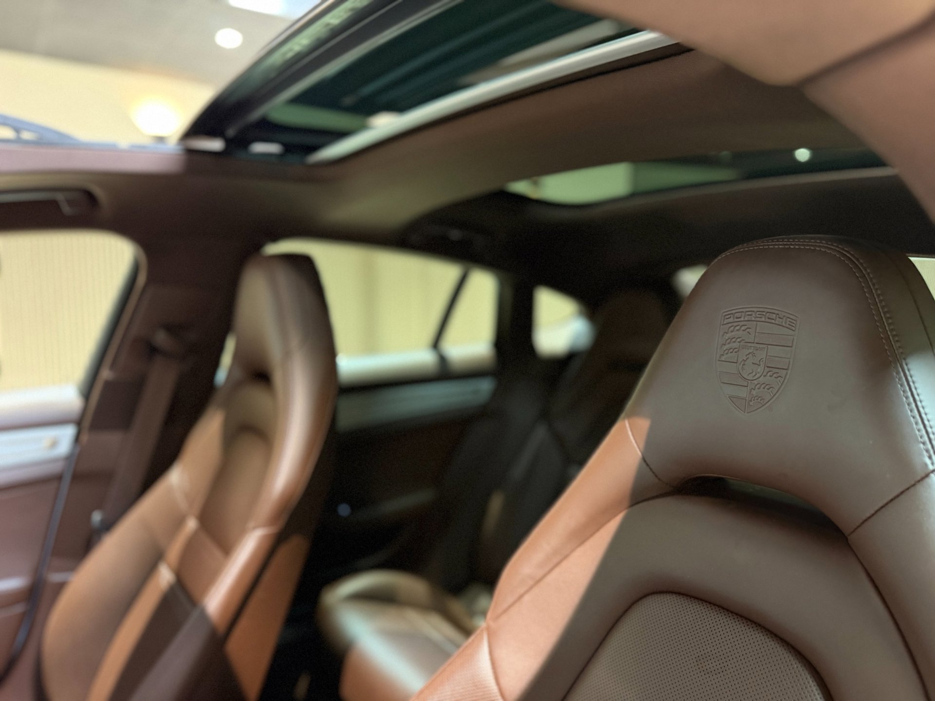 Foto van Porsche Panamera 4 E-hybrid