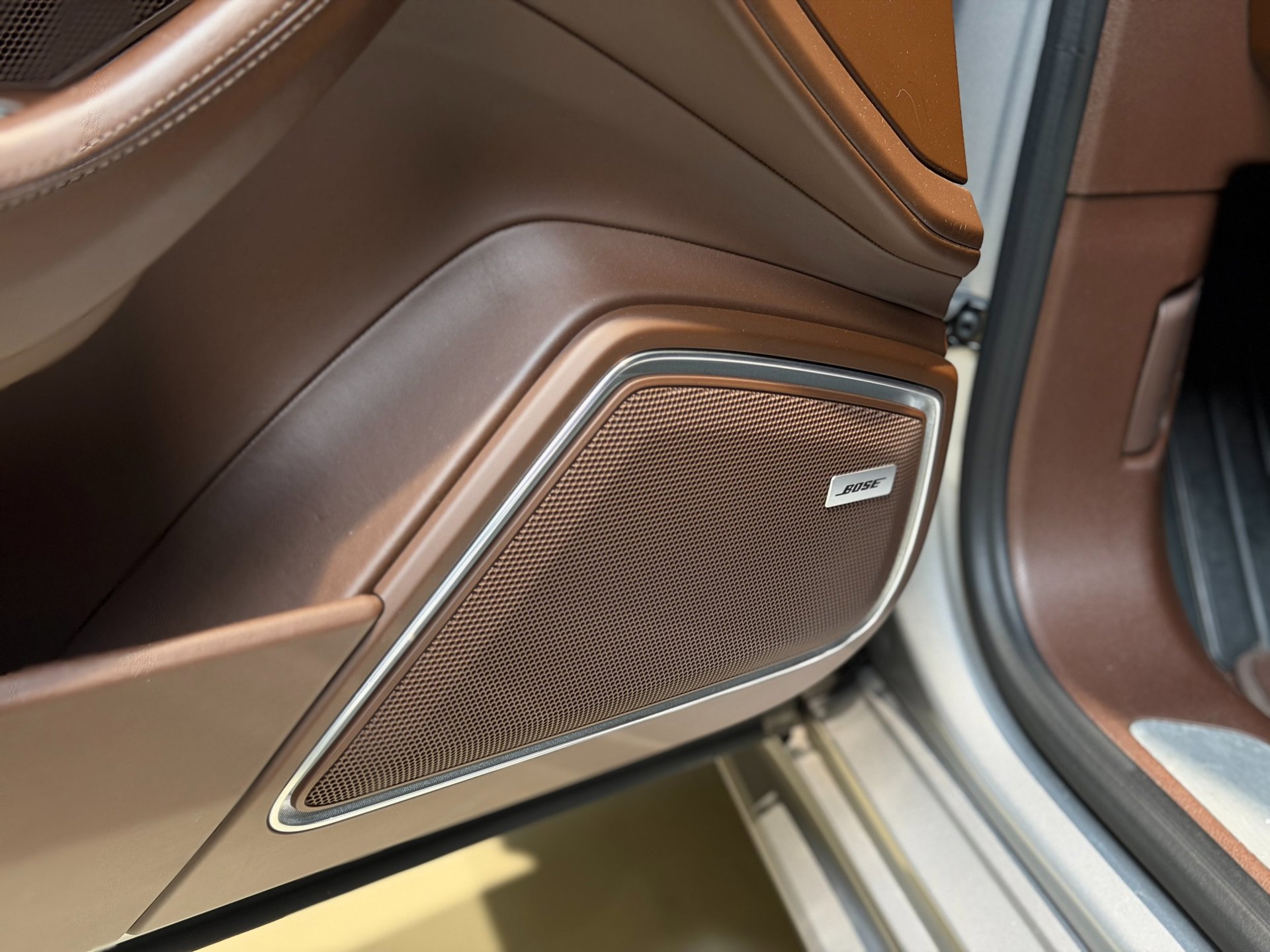 Foto van Porsche Panamera 4 E-hybrid