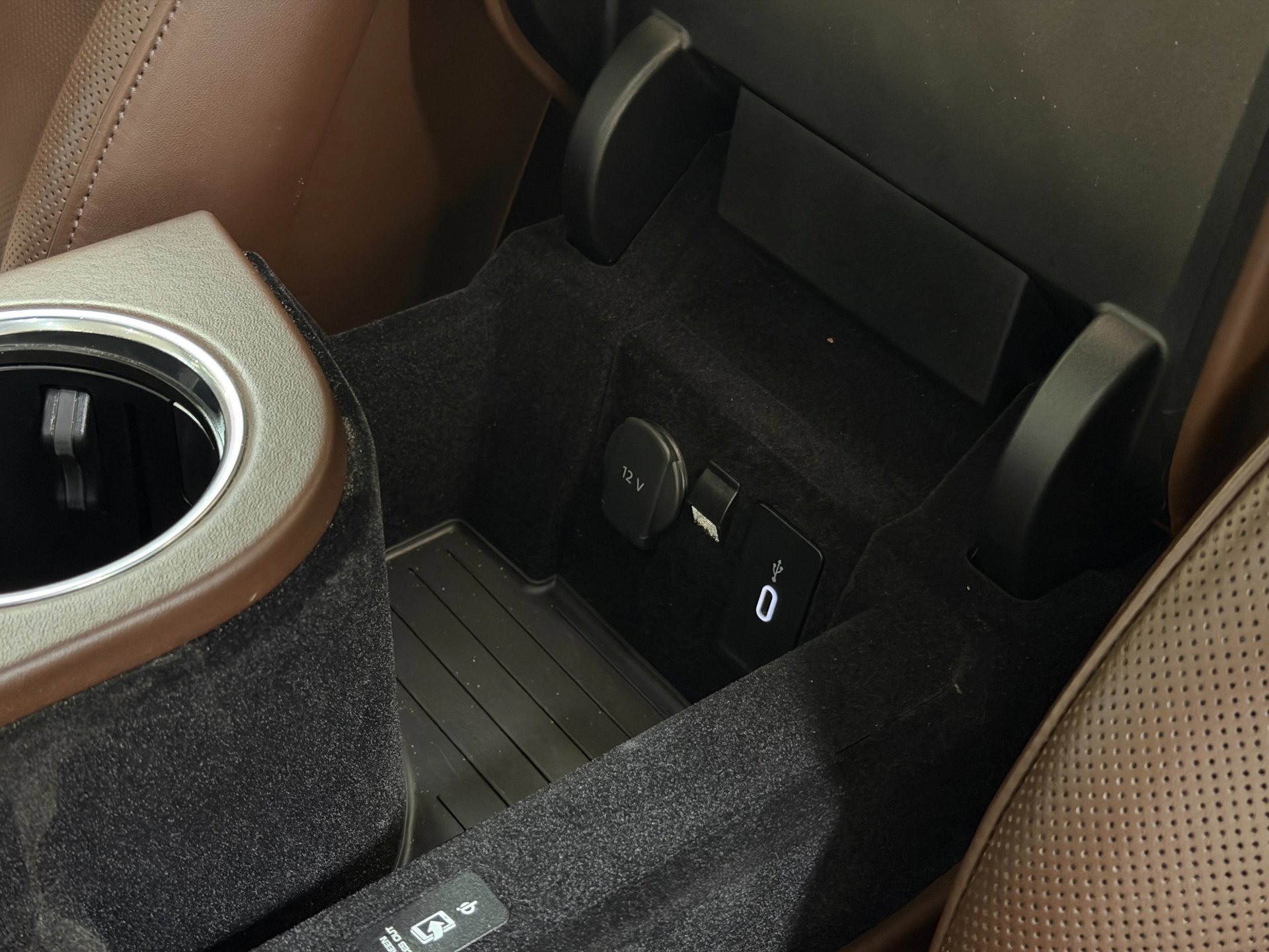 Foto van Porsche Panamera 4 E-hybrid