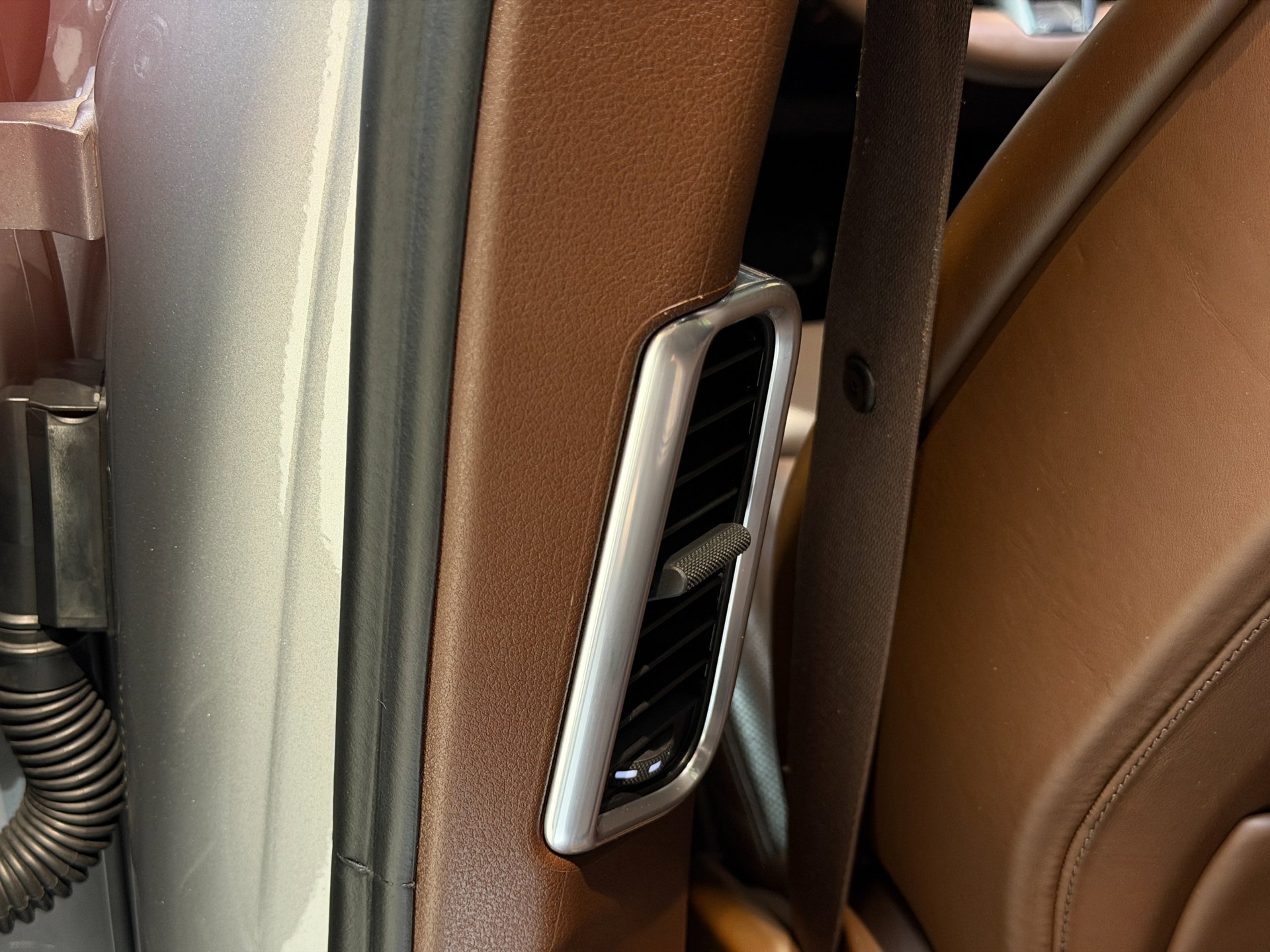 Foto van Porsche Panamera 4 E-hybrid