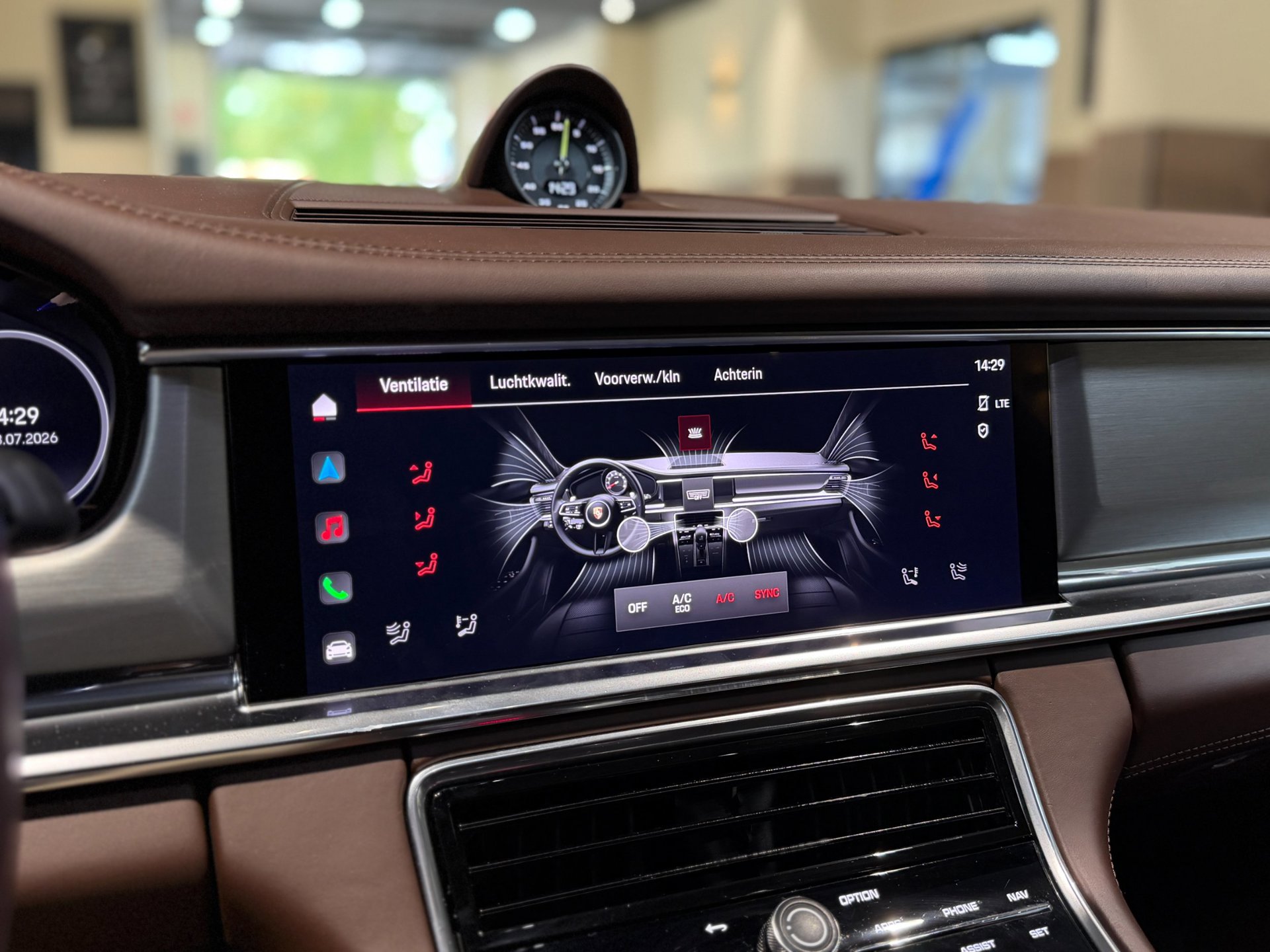 Foto van Porsche Panamera 4 E-hybrid