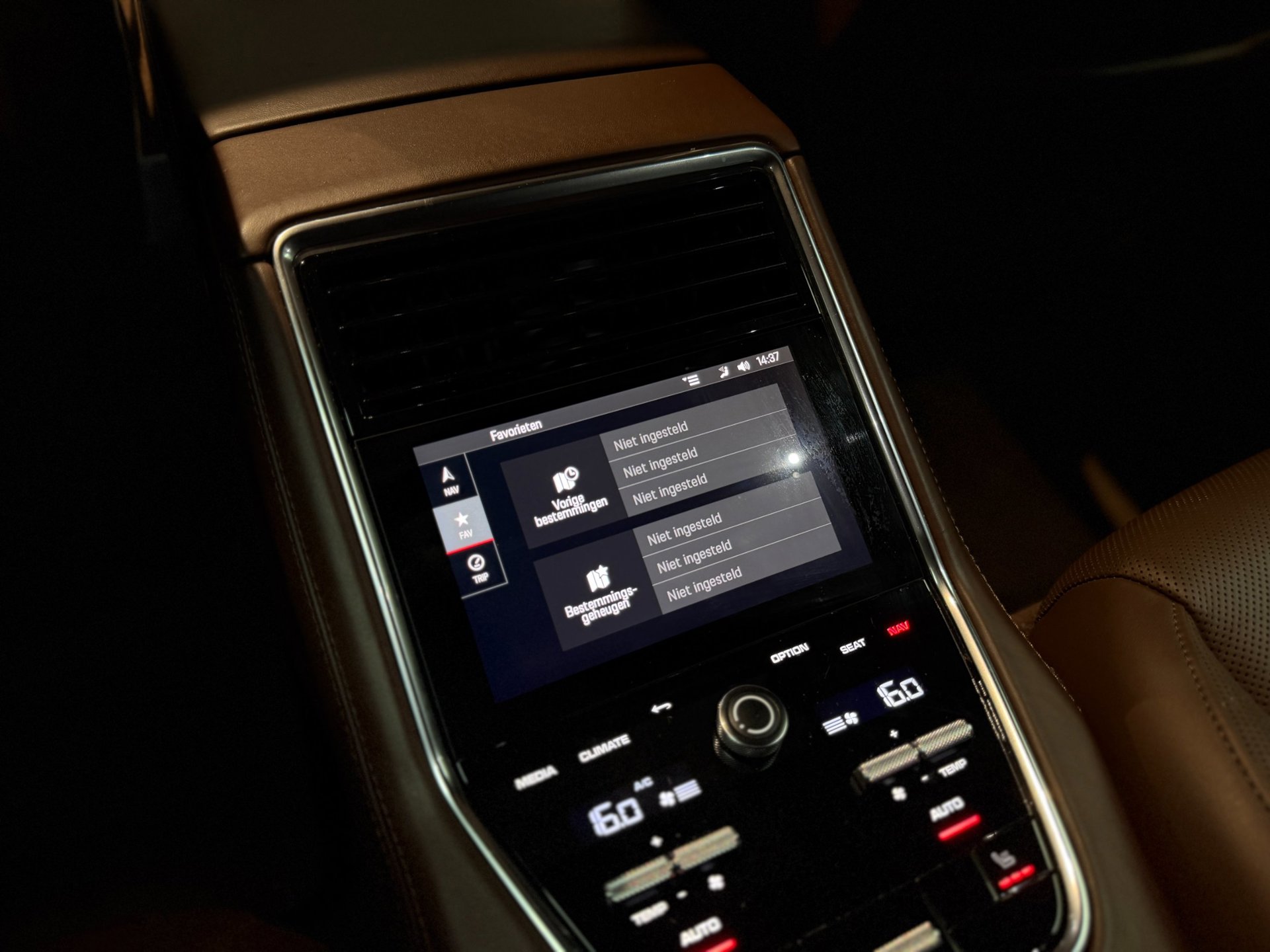 Foto van Porsche Panamera 4 E-hybrid
