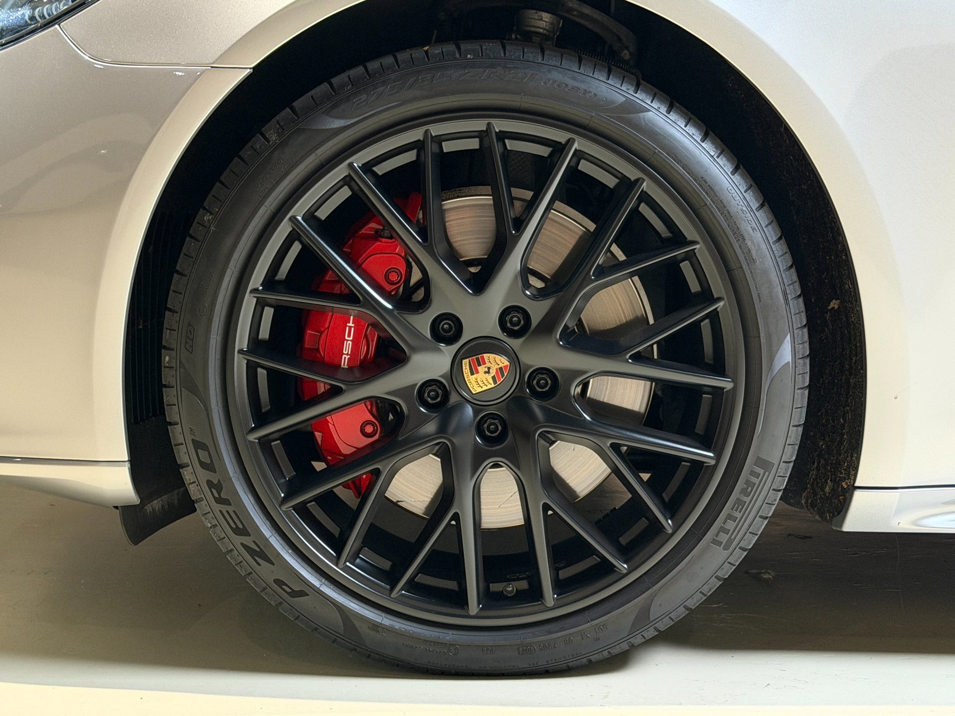 Foto van Porsche Panamera 4 E-hybrid