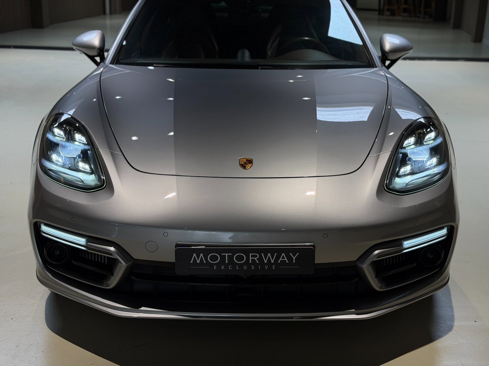 Foto van Porsche Panamera 4 E-hybrid