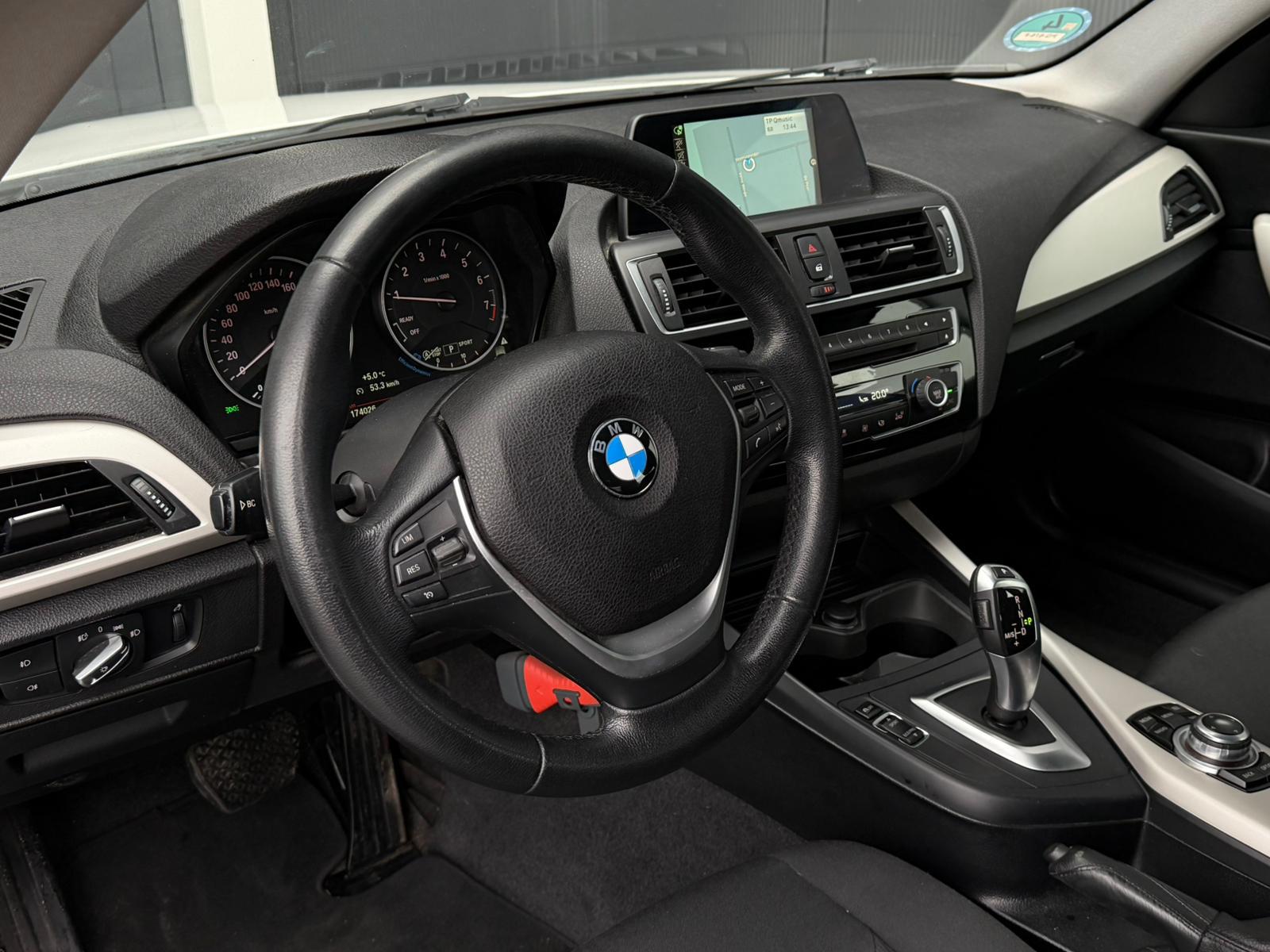 Foto van BMW 118i