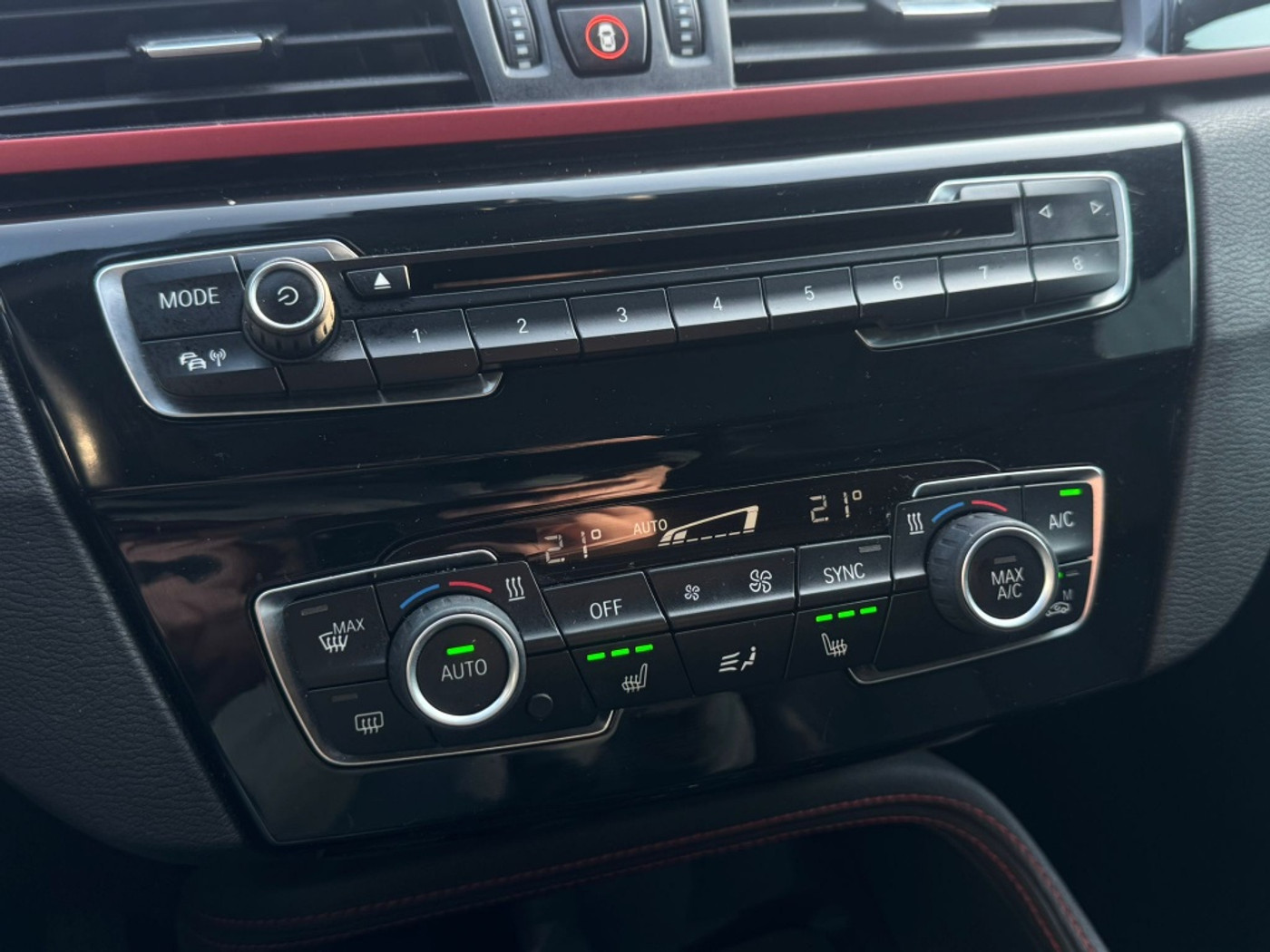Foto van BMW X1 Xdrive25d