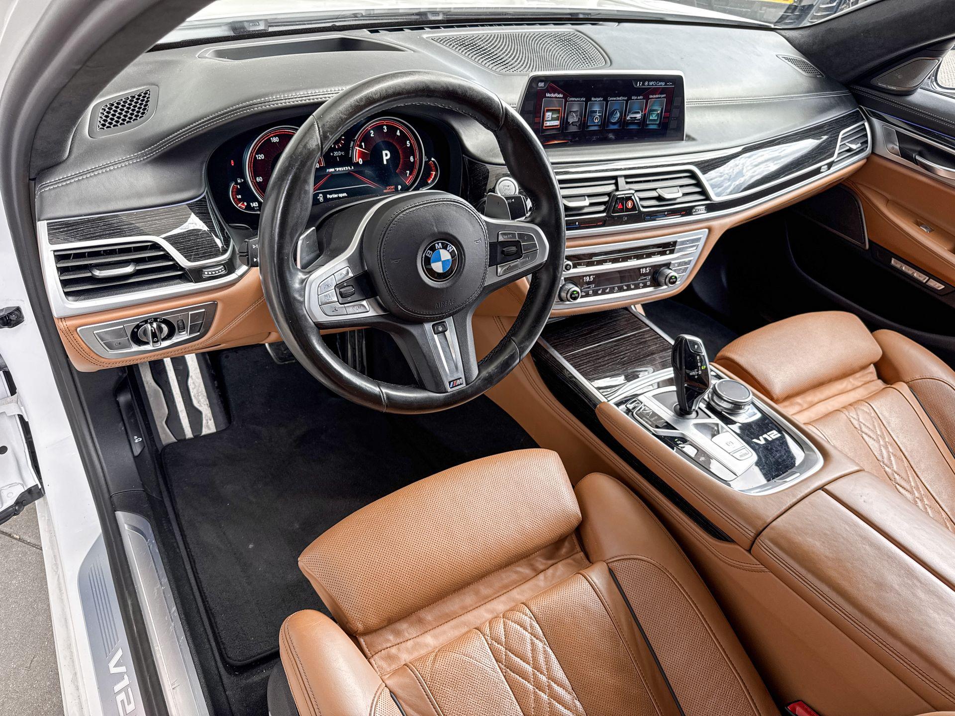 Foto van BMW M760li xDrive