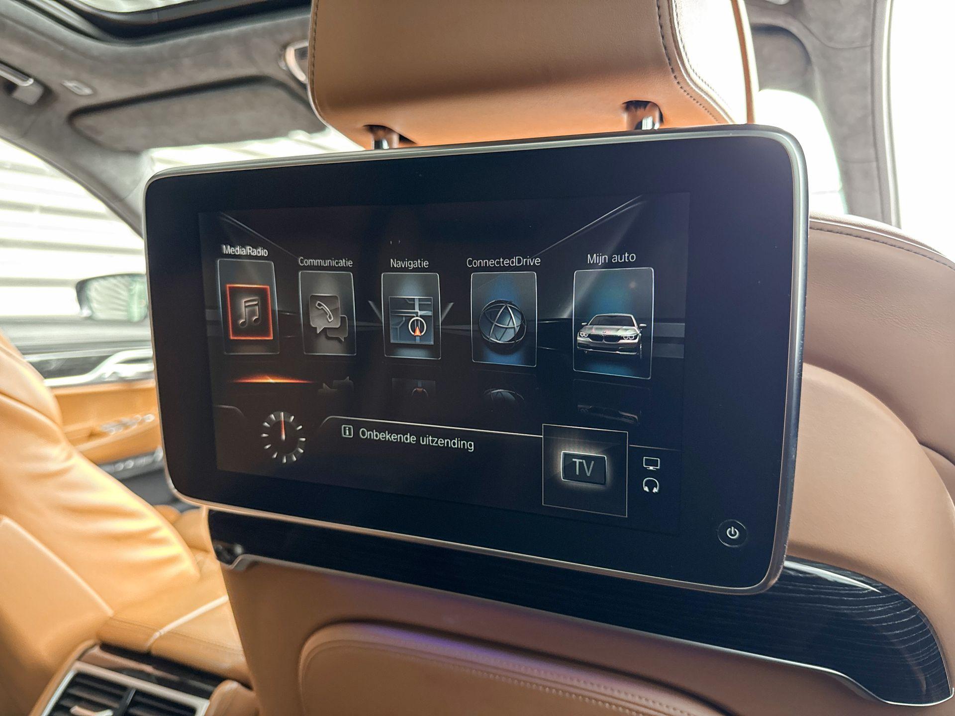 Foto van BMW M760li xDrive