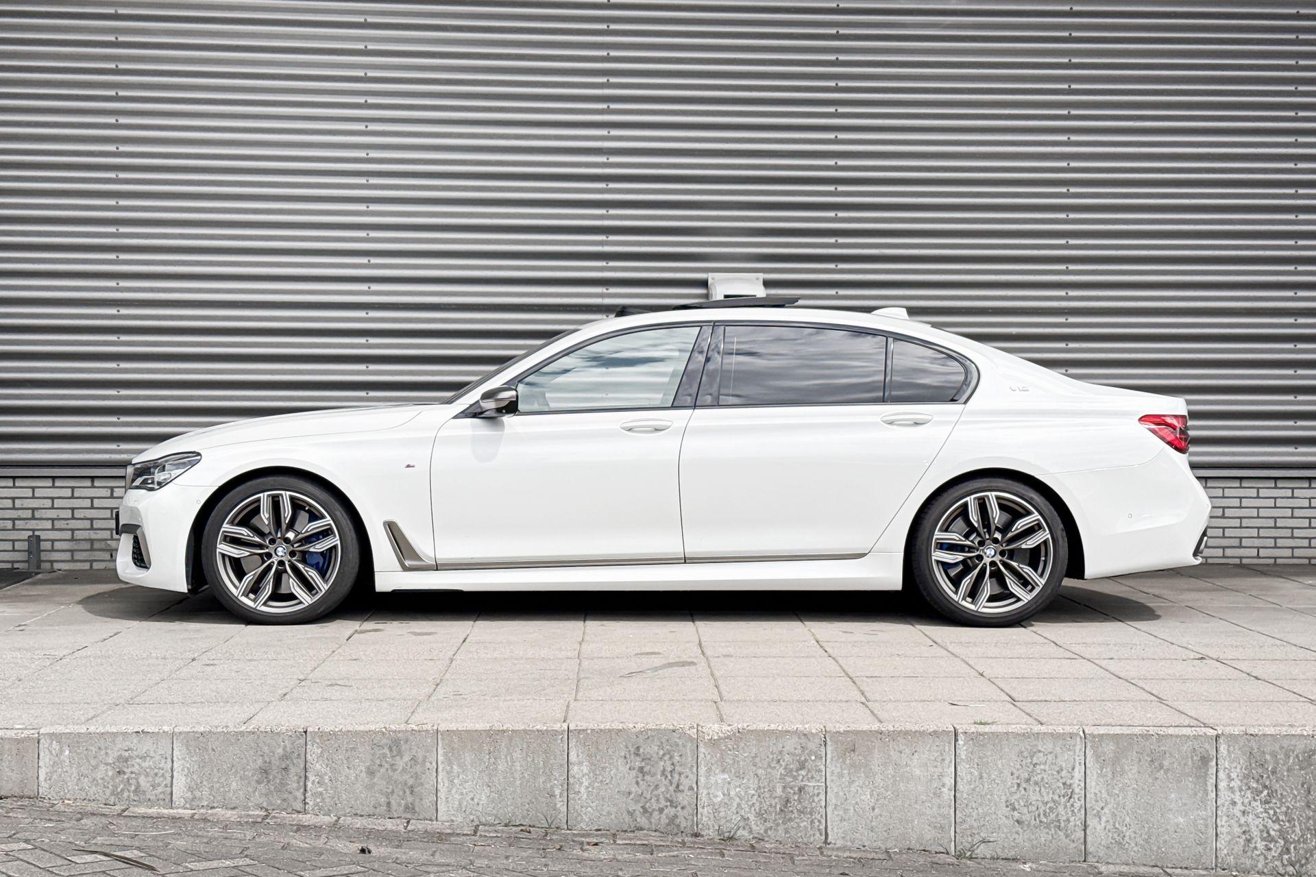 Foto van BMW M760li xDrive