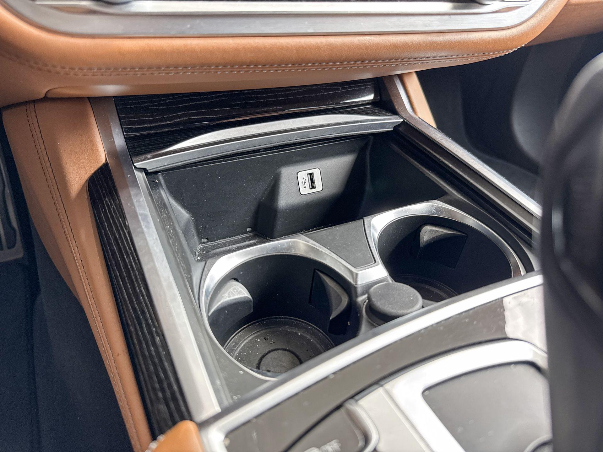 Foto van BMW M760li xDrive