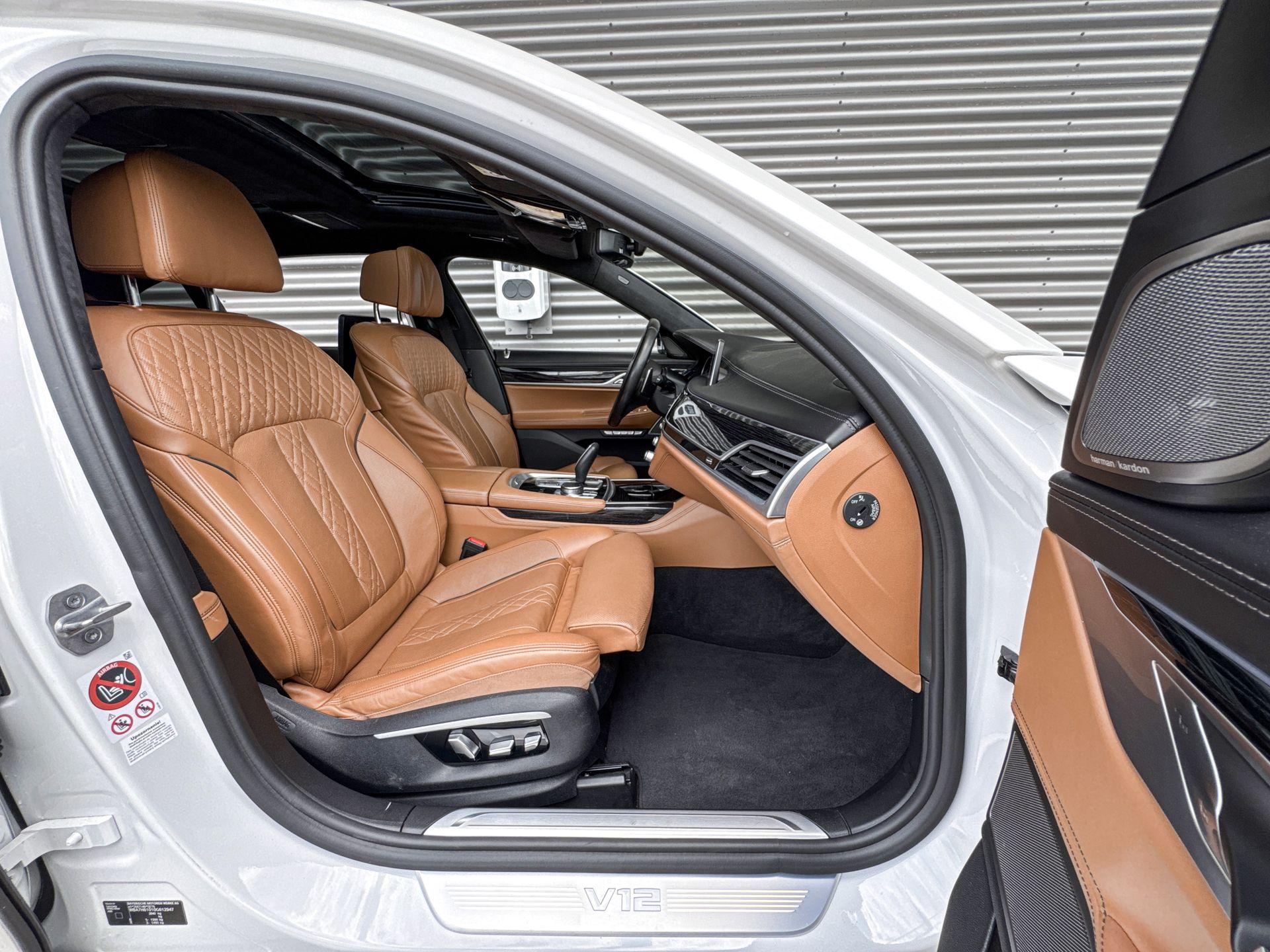 Foto van BMW M760li xDrive