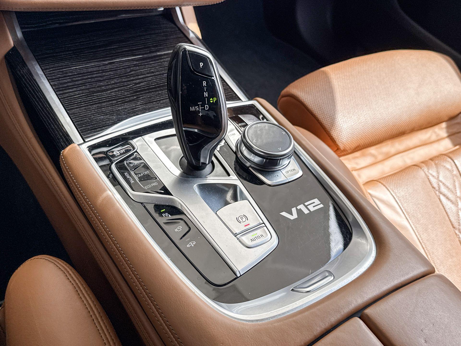 Foto van BMW M760li xDrive