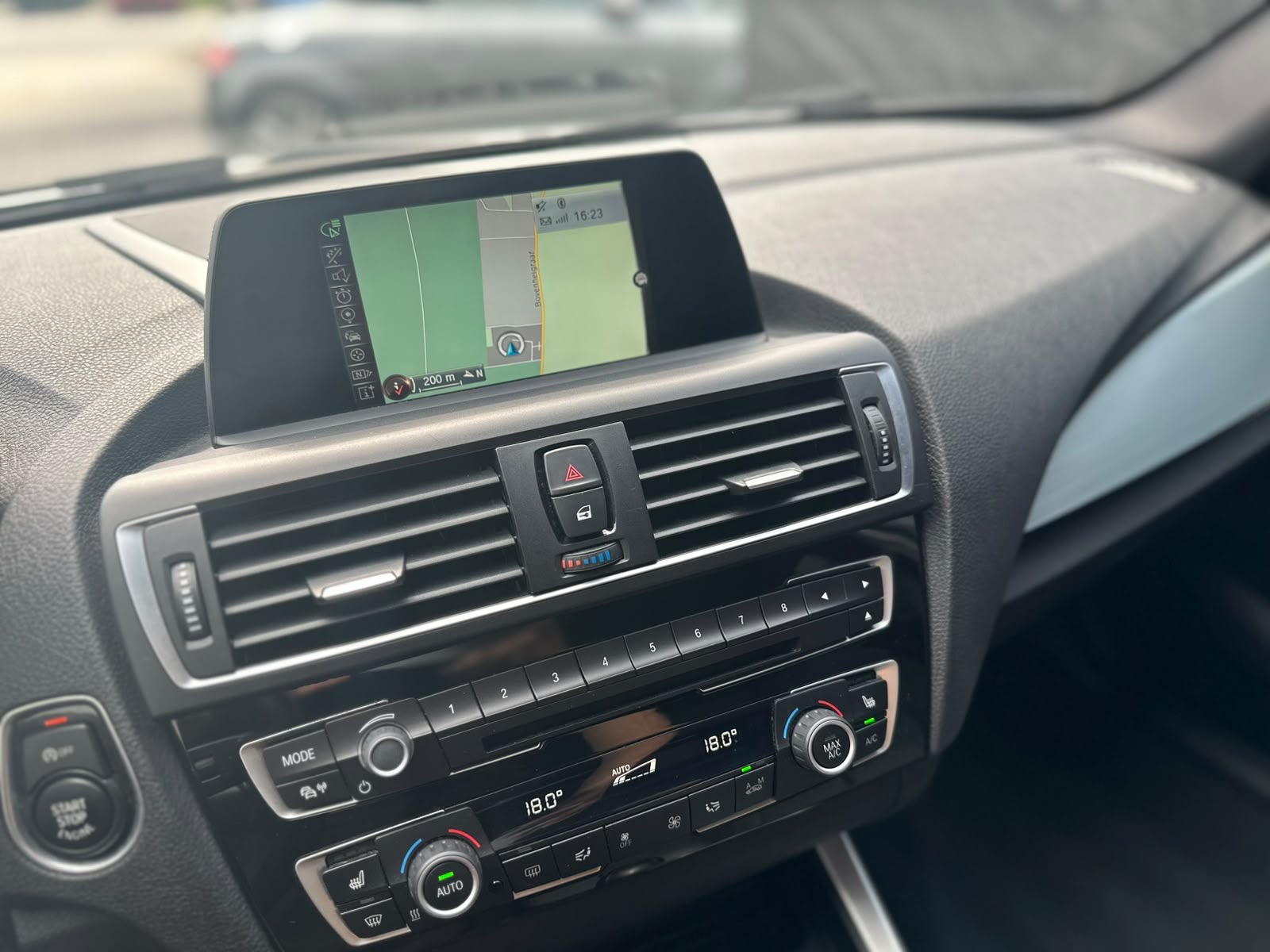 Foto van BMW 118i