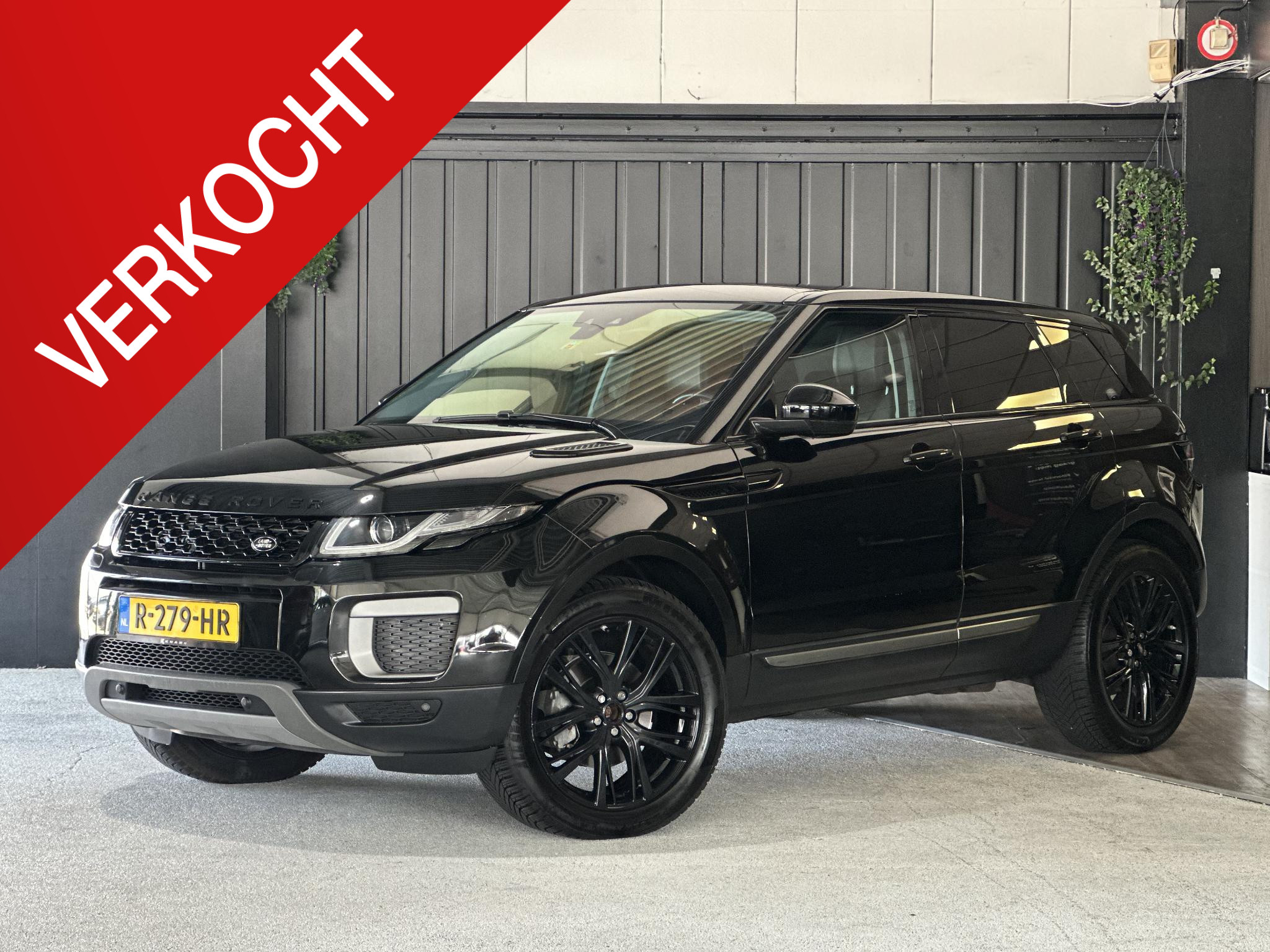 Land Rover Range Rover Evoque 2.0 TD4 Urban Series SE Dynamic 2017 - voorkant