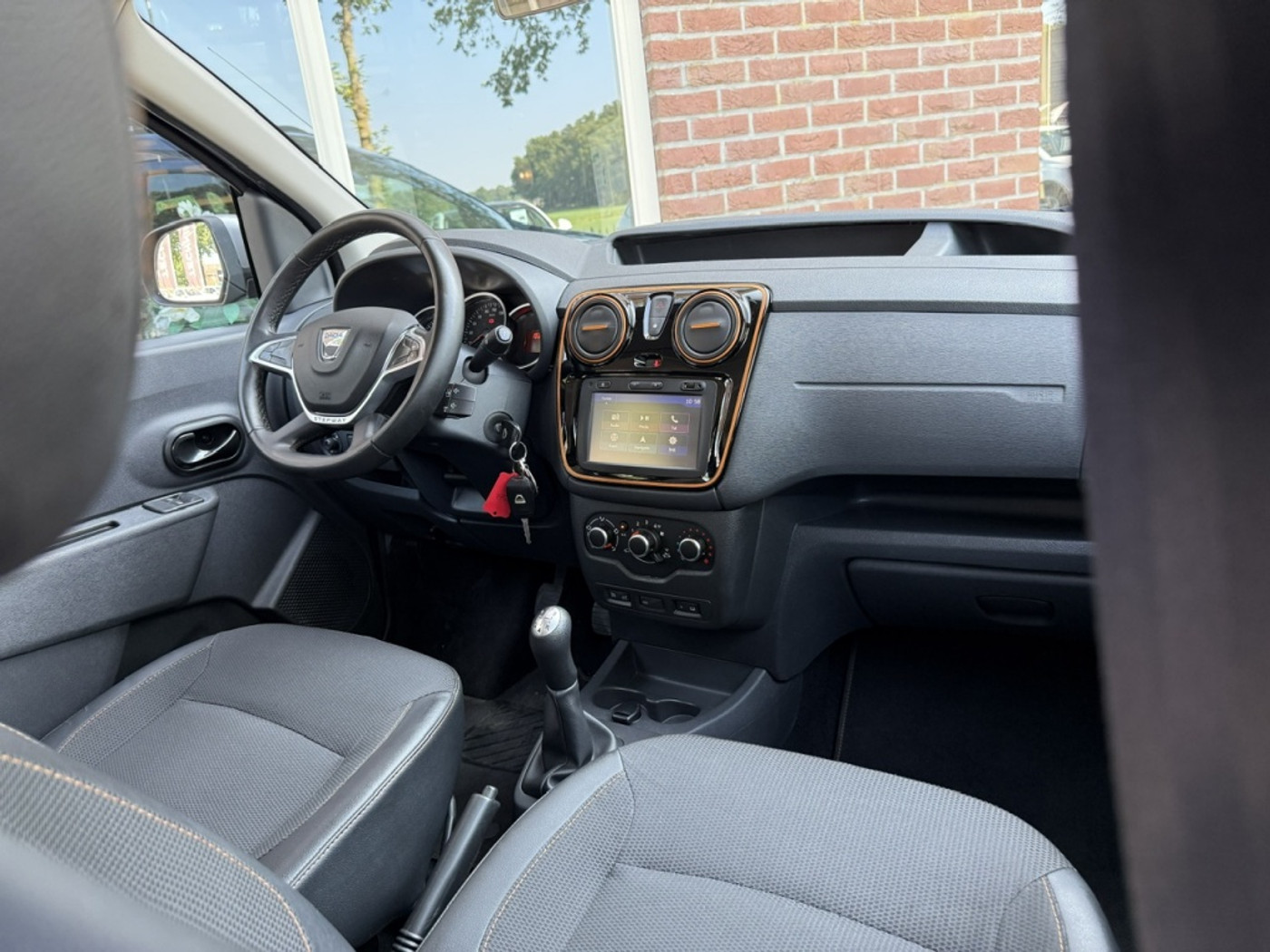 Foto van Dacia Dokker
