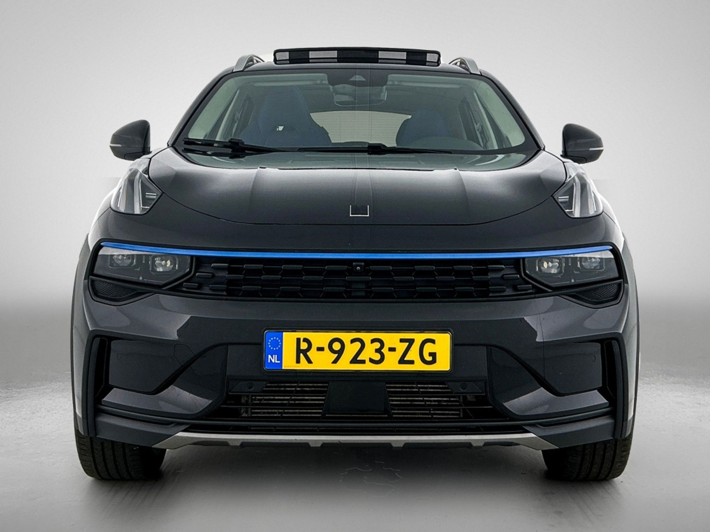 Foto van Lynk&co LYNK & Co 01
