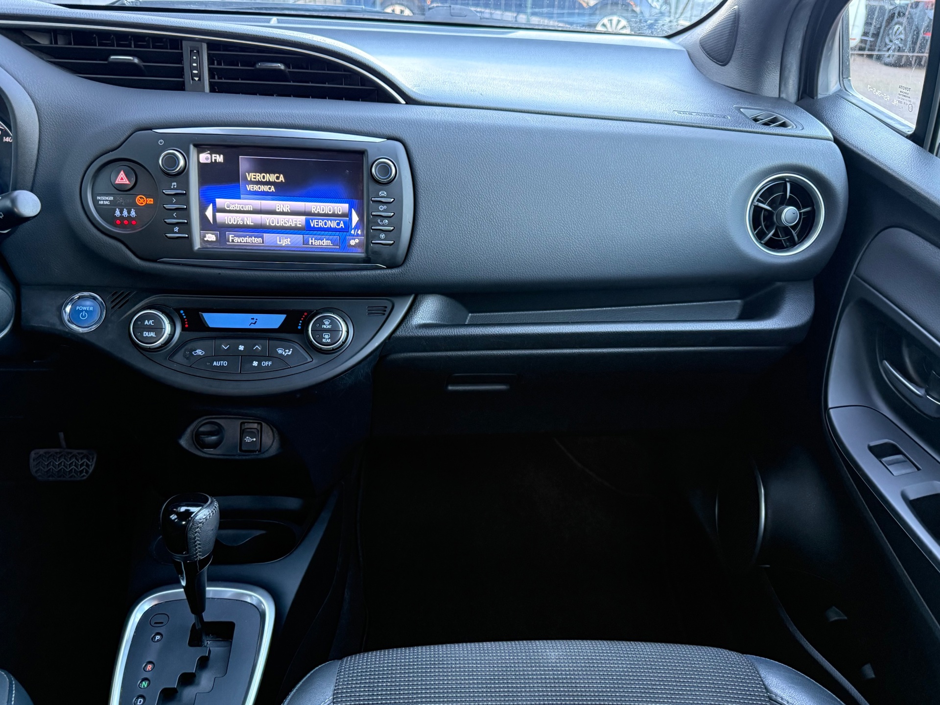 Foto van Toyota Toyota Yaris Hybrid