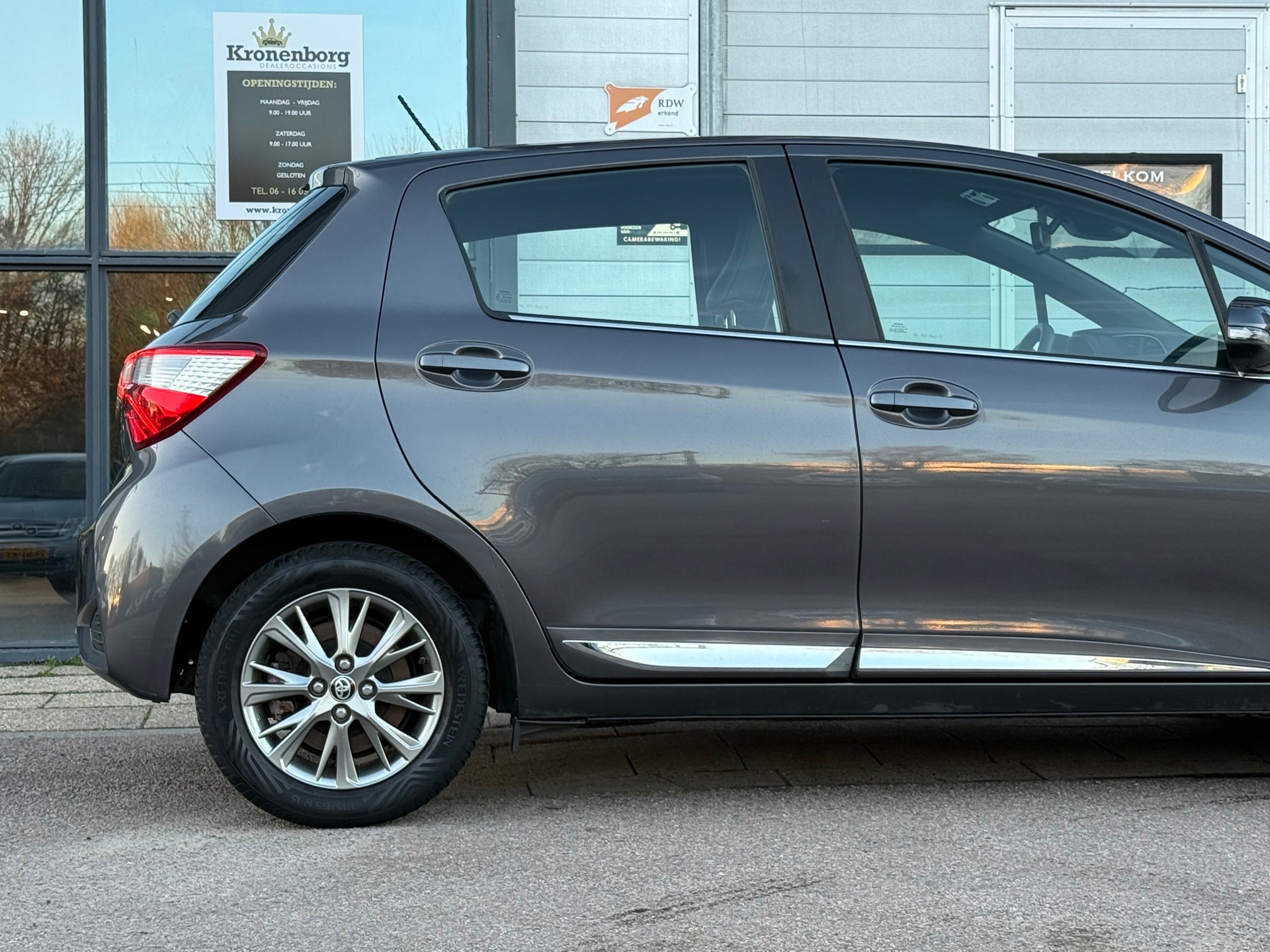 Foto van Toyota Toyota Yaris Hybrid