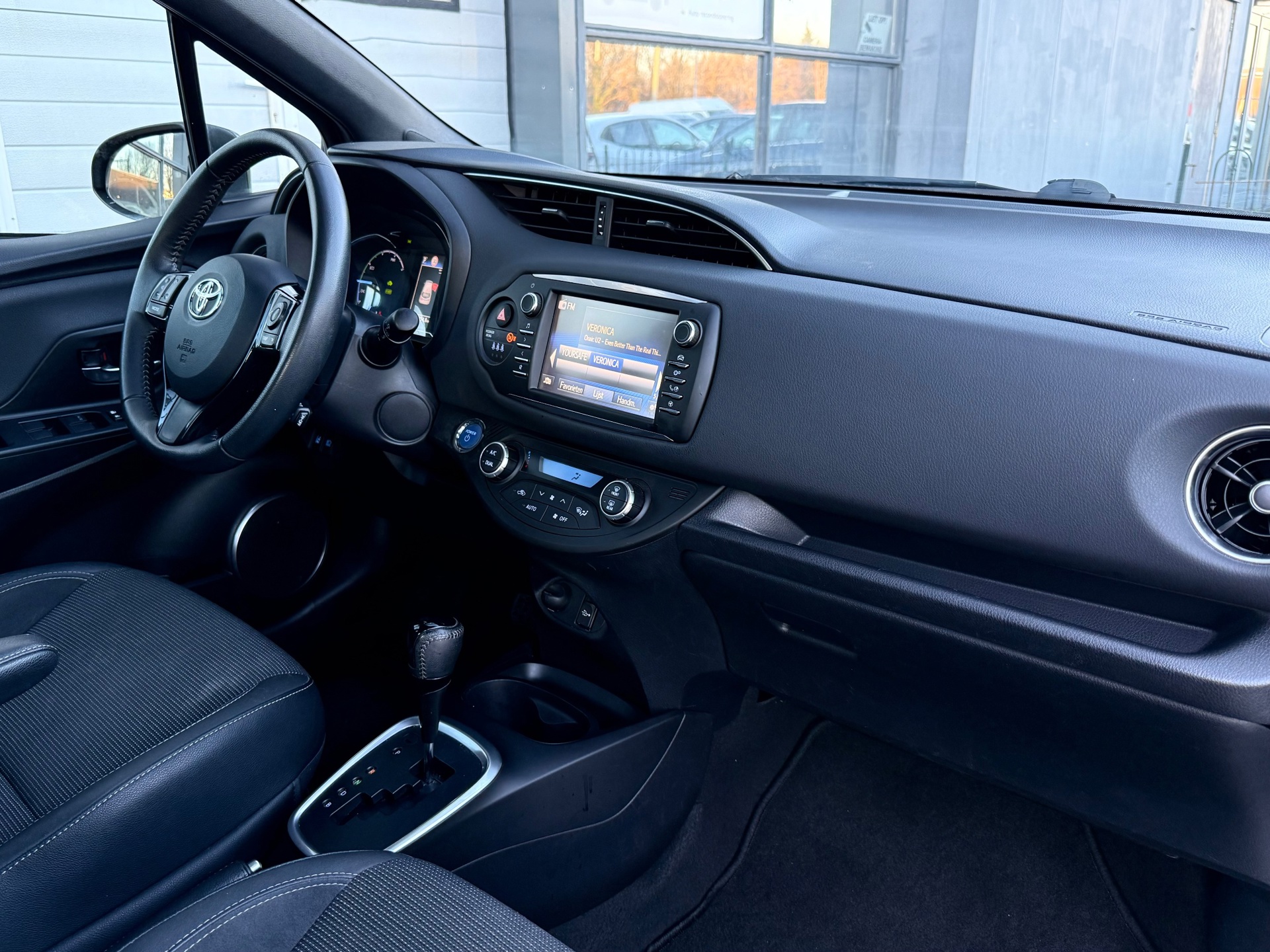 Foto van Toyota Toyota Yaris Hybrid