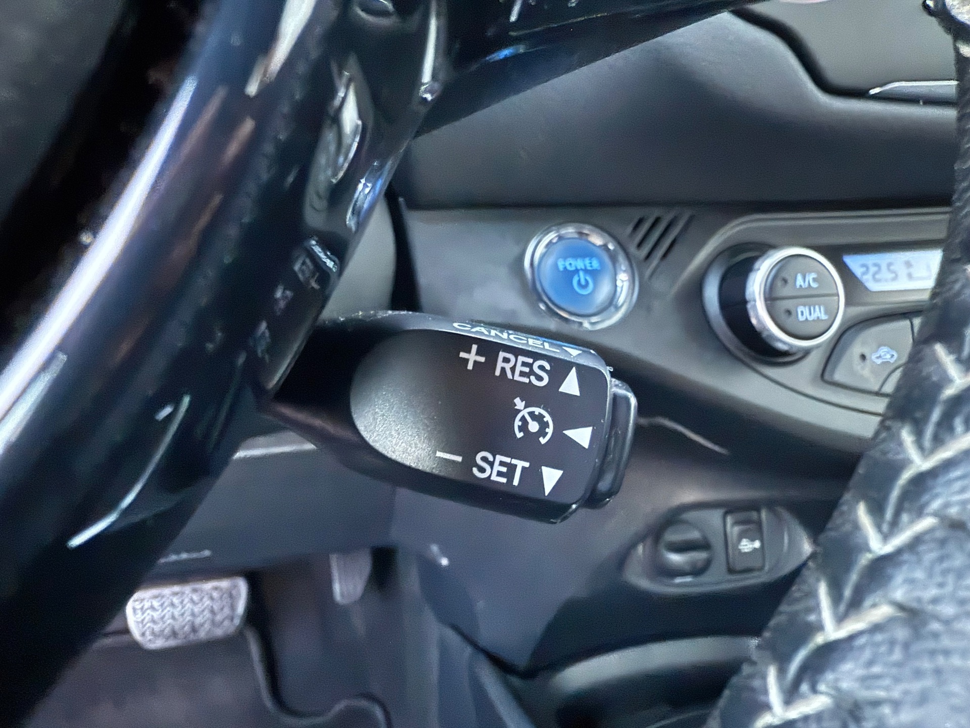 Foto van Toyota Toyota Yaris Hybrid